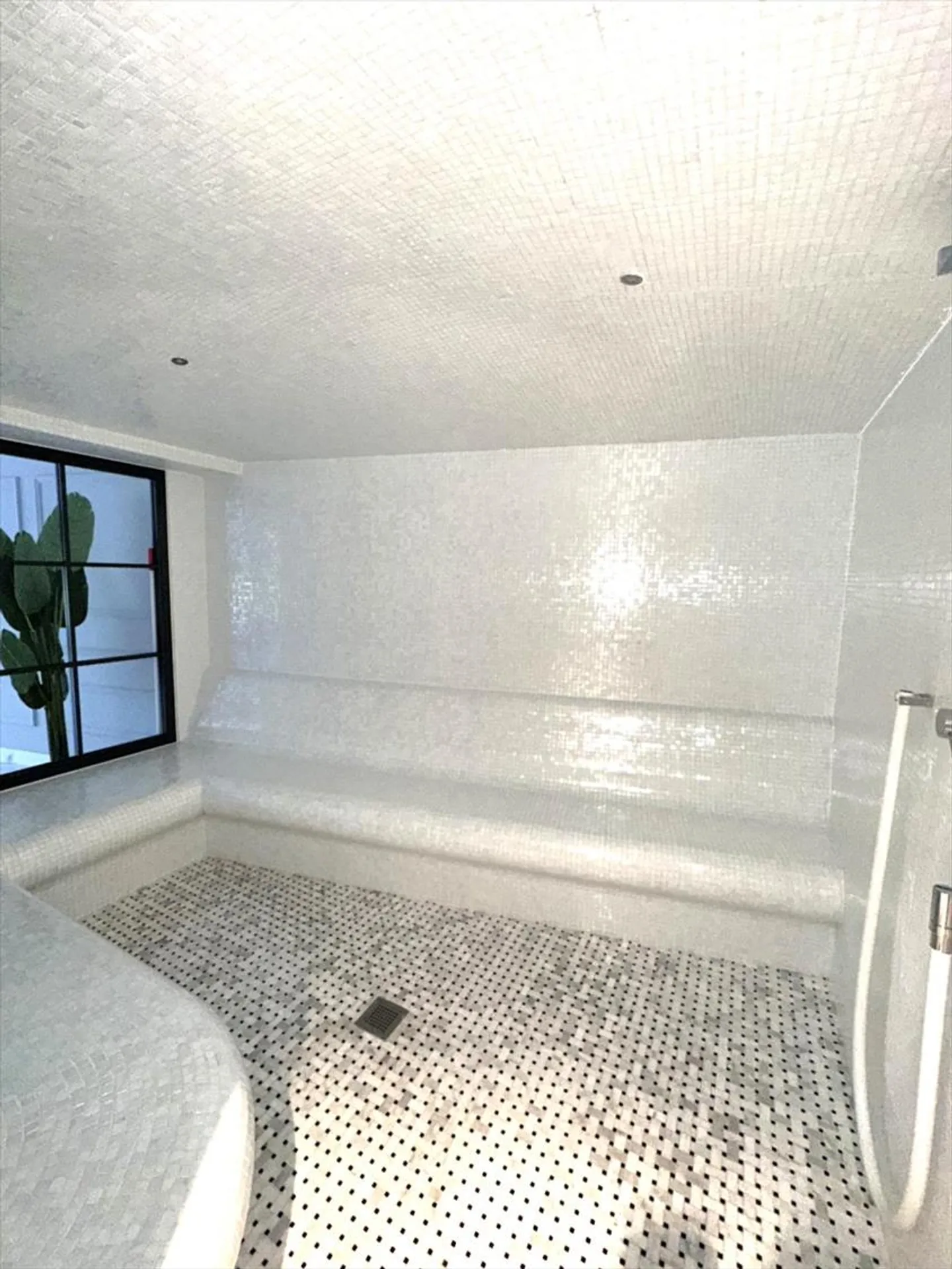 Möbliertes 4,5-Zimmer-Apartment - Foto 13 von 13