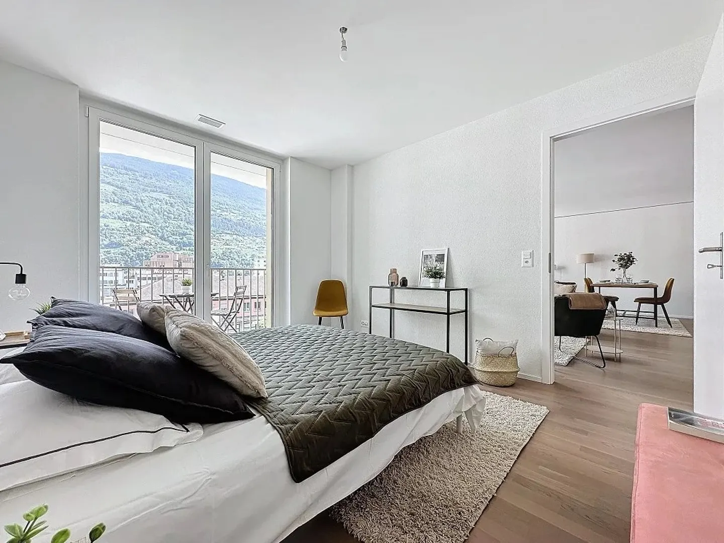 Charmante 2.5-Zimmer-Wohnung - Foto 6 von 8
