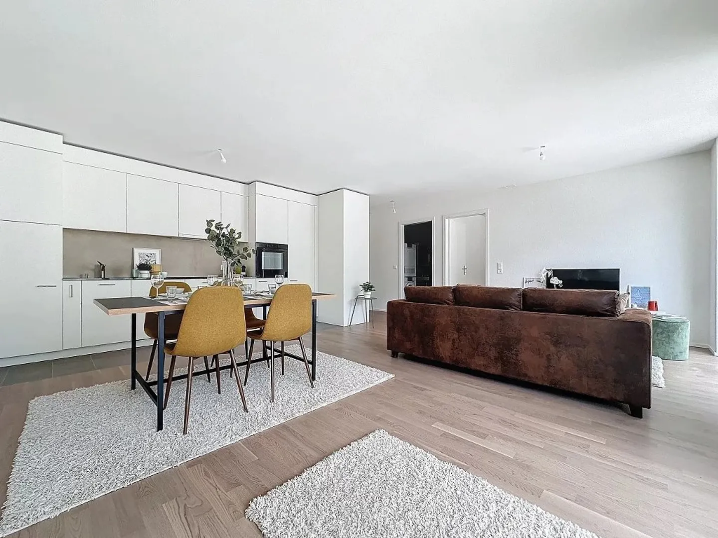 Charmante 2.5-Zimmer-Wohnung - Foto 3 von 8