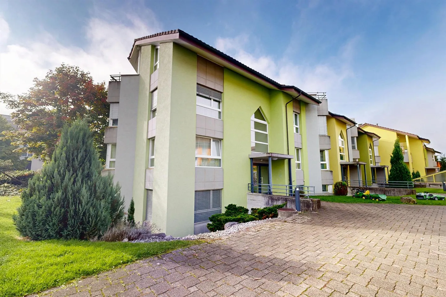 «Vers le bonheur de vivre!» - Photo 1 sur 7