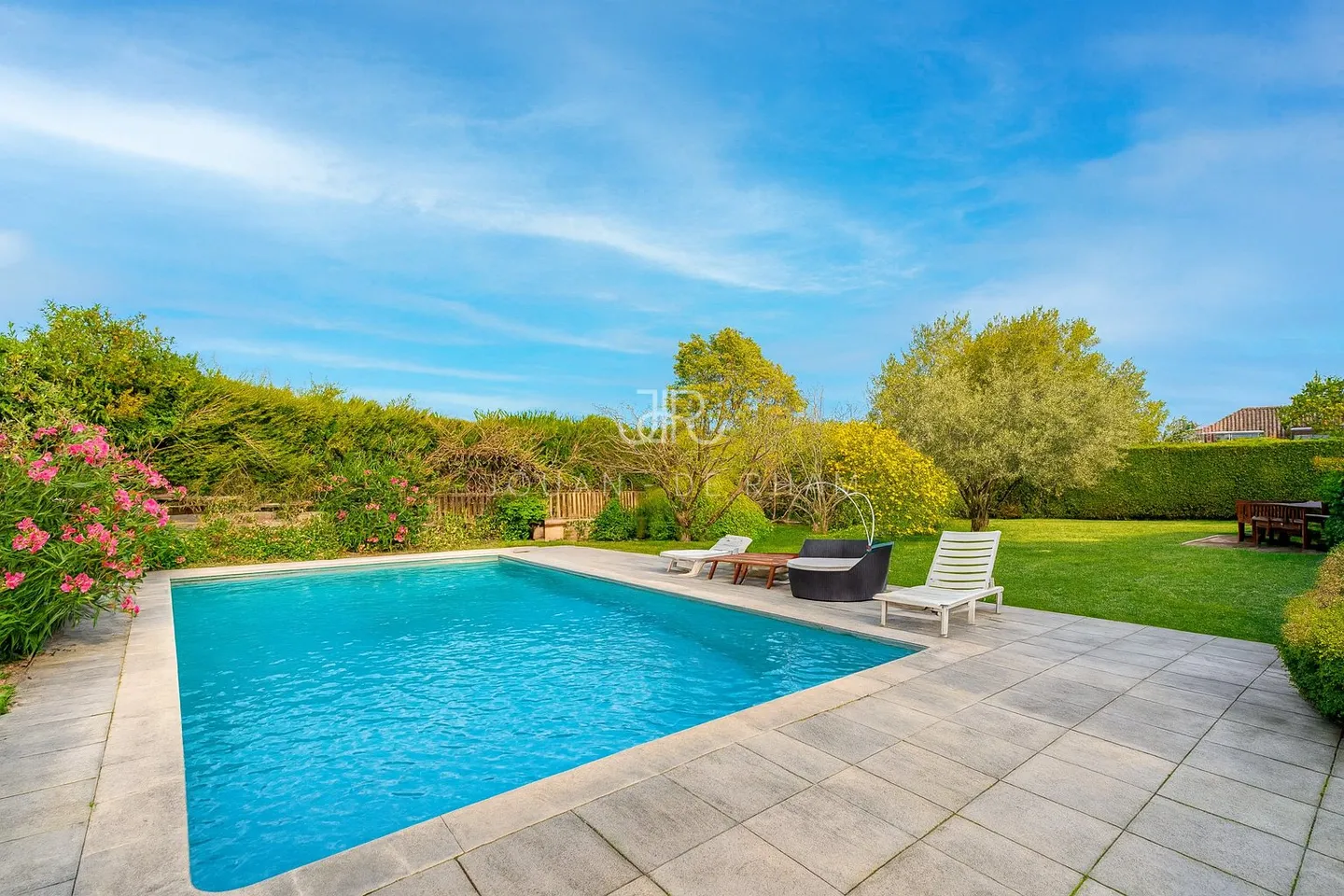 Großes Haus mit Entwicklungspotenzial - Foto 4 von 4