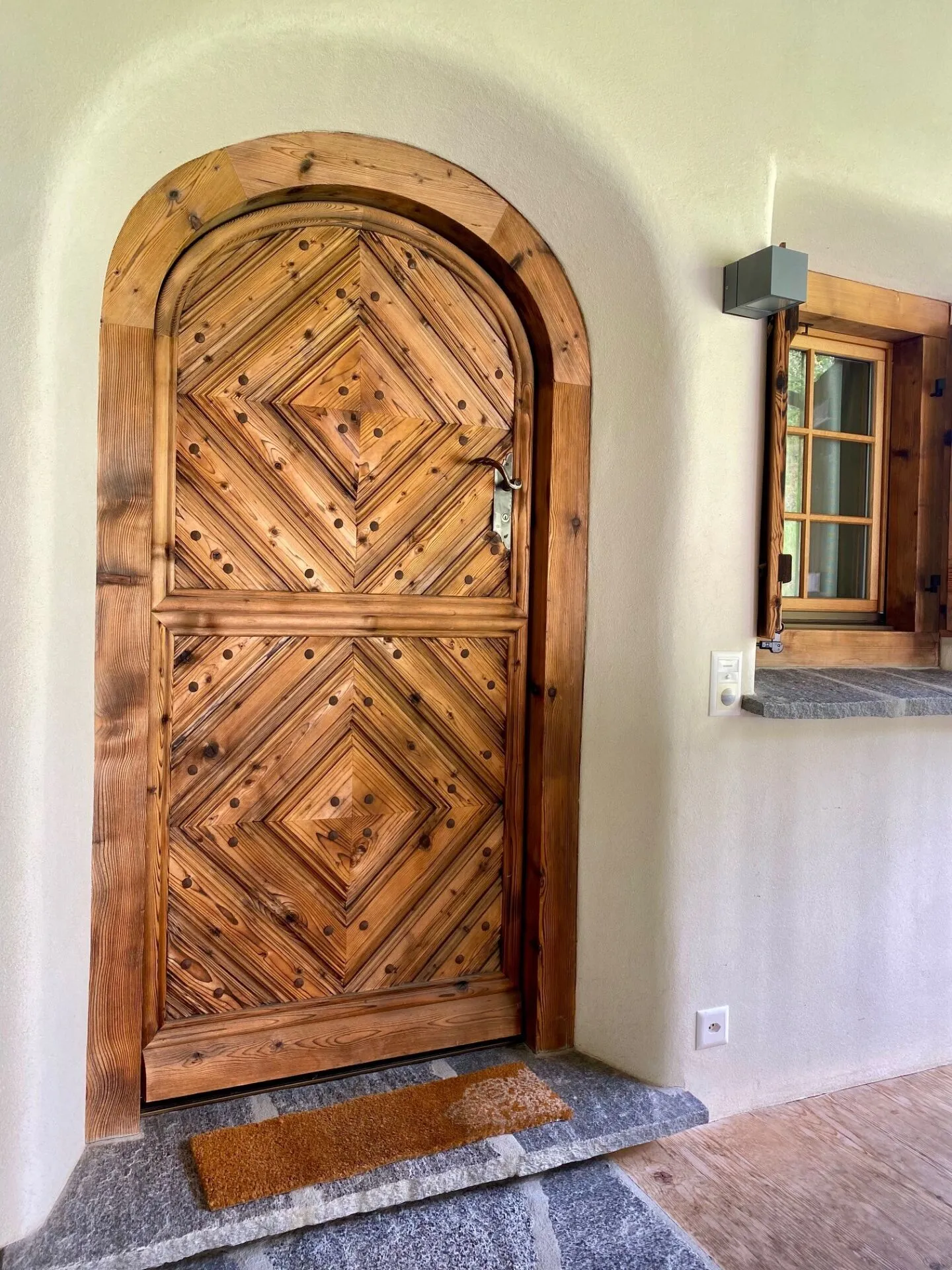 NUOVA COSTRUZIONE Casa MAISSEN di 6.5 locali "Casas Ual" (Residenza PRIMARIA) in posizione residenziale idilliaca a Ladir - Foto 7 di 14