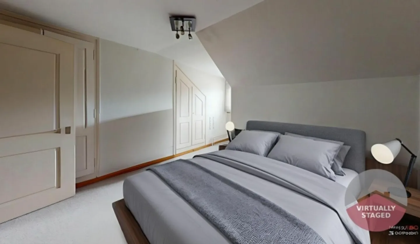 Spazio commerciale attraente con due appartamenti sopra - Foto 6 di 10