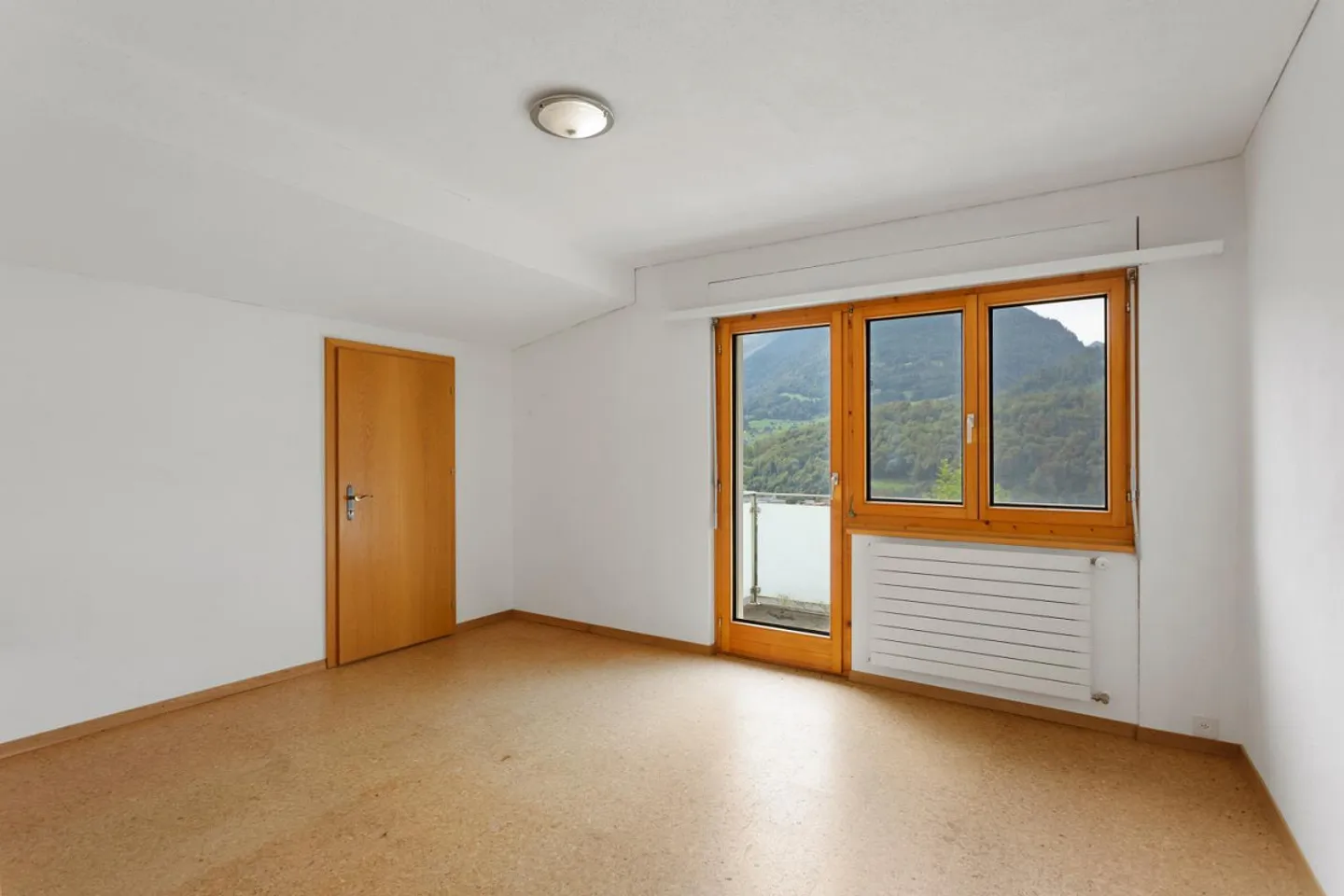 maison bifamiliale extraordinaire dans un emplacement sensationnel - Photo 8 sur 11