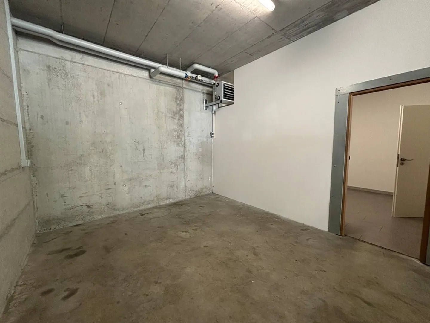 Espace de stockage brut à louer - Photo 3 sur 5