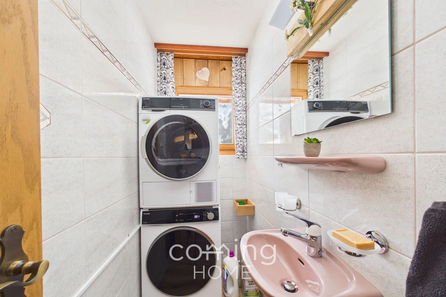 Sunny 3.5-room apartment in Leukerbad - Ideal as a holiday or residential property with B - Photo 11 of 15