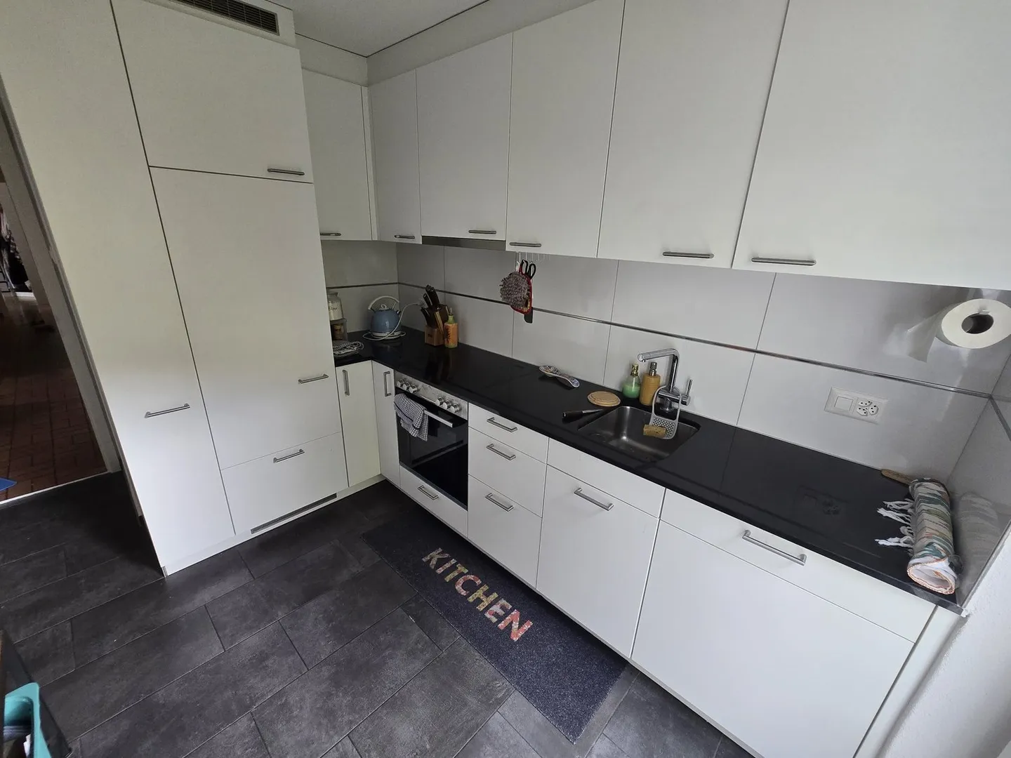 Charmante 4-Zimmer-Wohnung  in Hünibach - Photo 1 sur 13