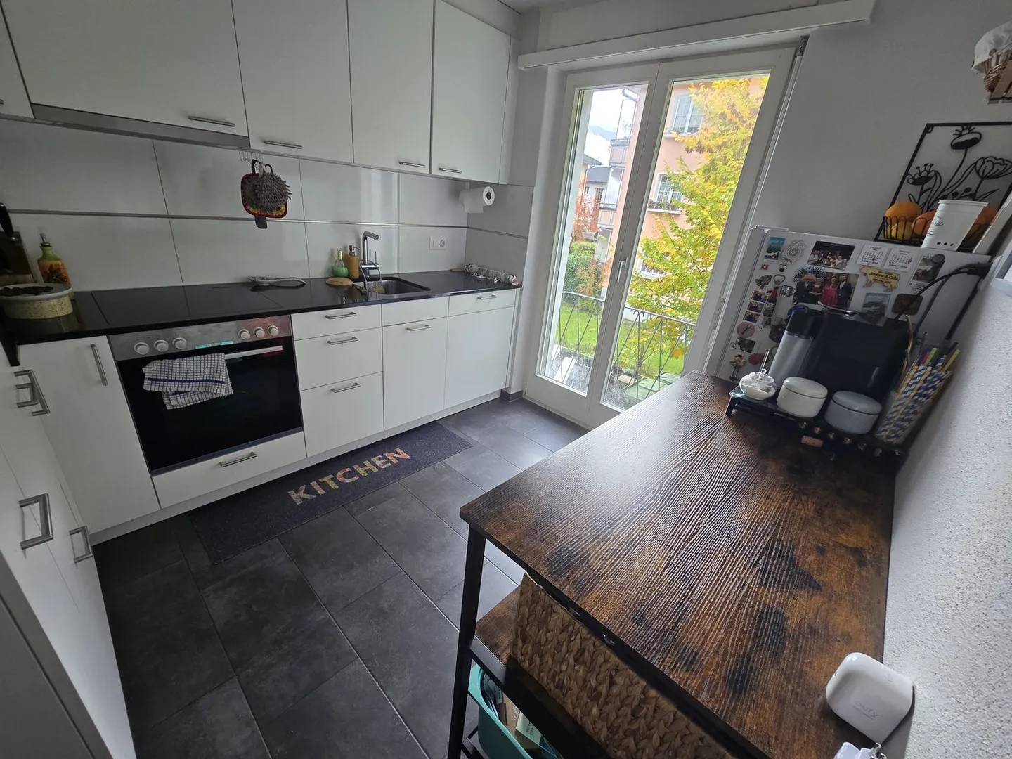 Charmante 4-Zimmer-Wohnung  in Hünibach - Photo 2 sur 13