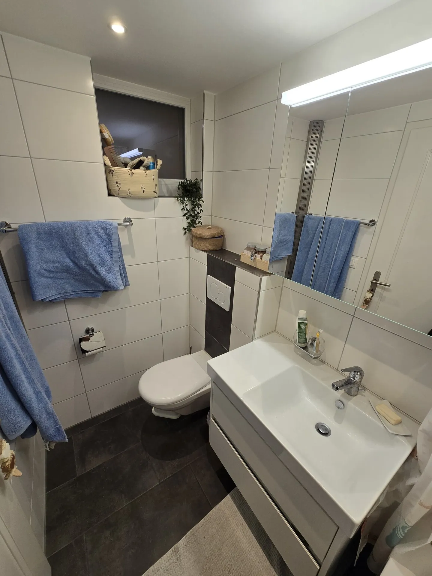 Charmante 4-Zimmer-Wohnung  in Hünibach - Photo 12 sur 13