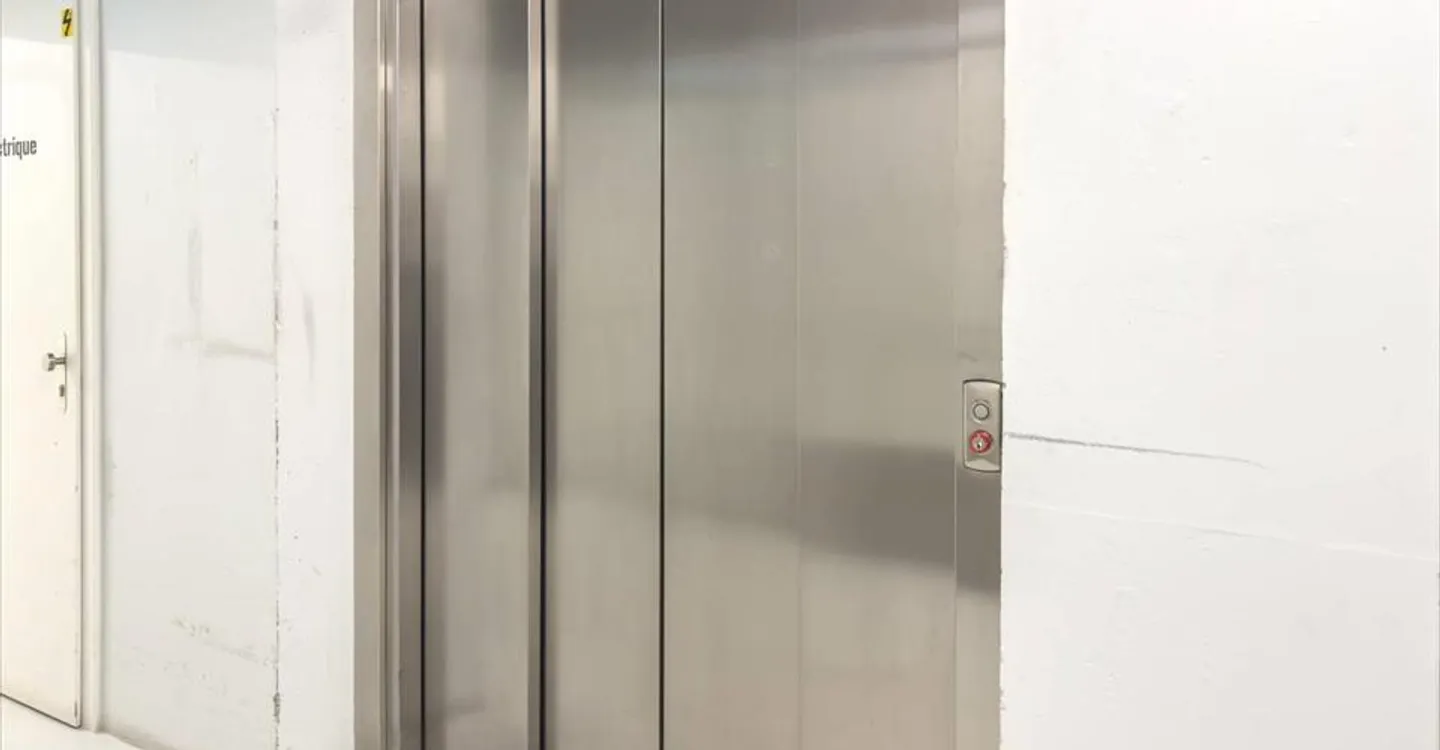 Spazi per laboratori spaziosi in affitto - Foto 7 di 9