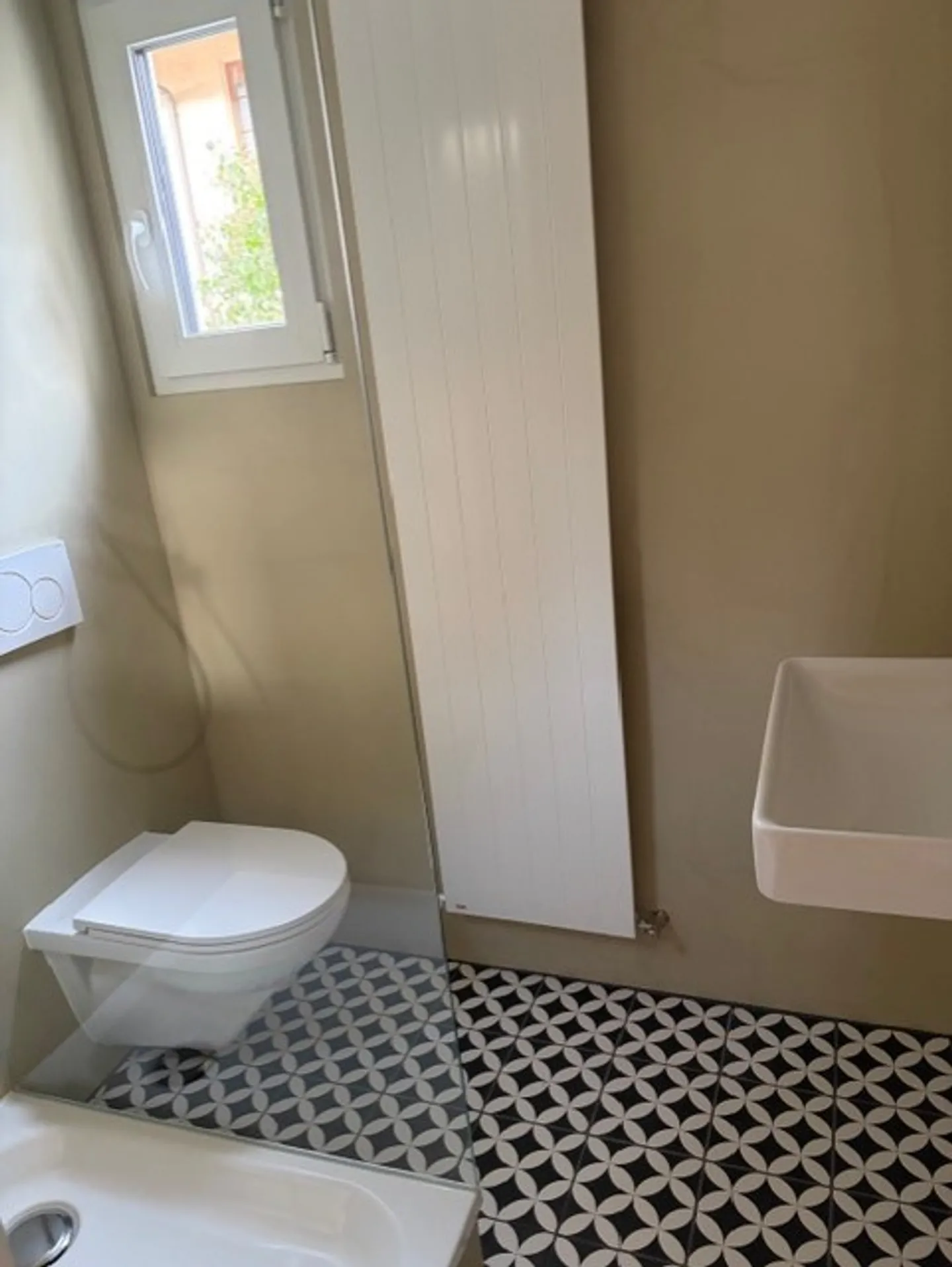 Charmante appartement 2 pièces dans une ferme rénovée - Photo 6 sur 7
