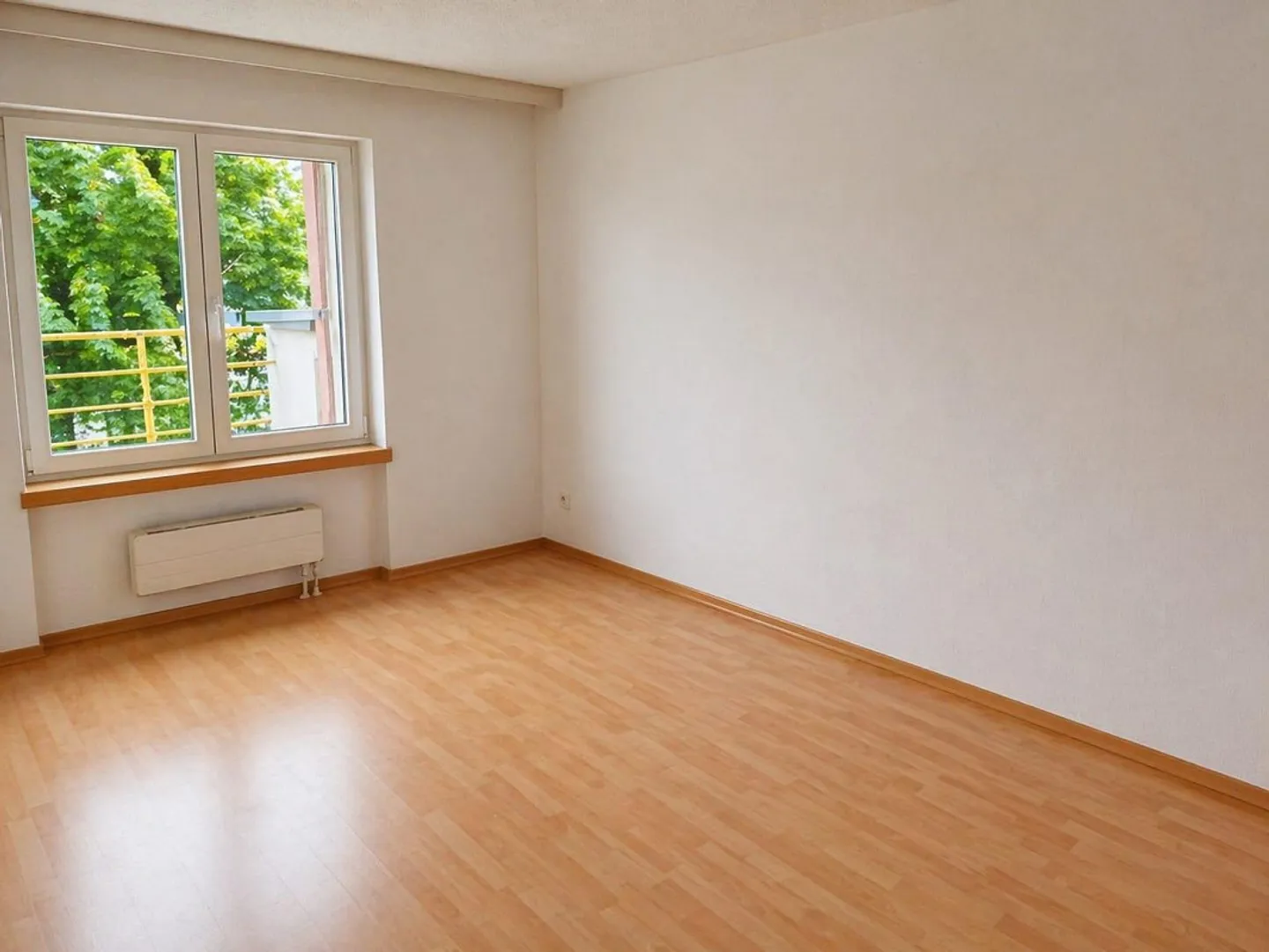 Grosszügige Wohnung mit Balkon - Foto 5 von 9