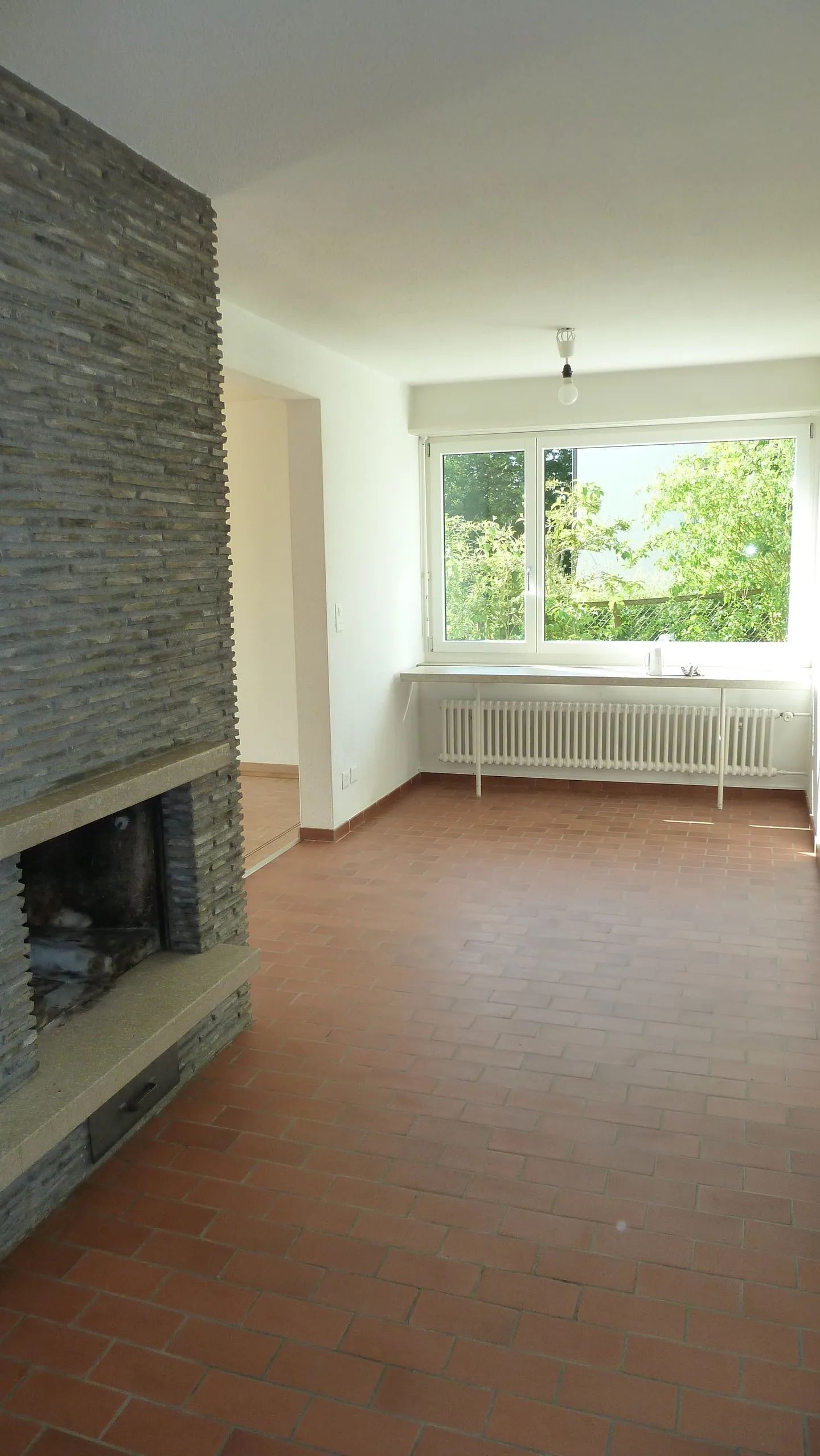 Attractive 3½-room apartment in a small multi-family house - Photo 4 of 6
