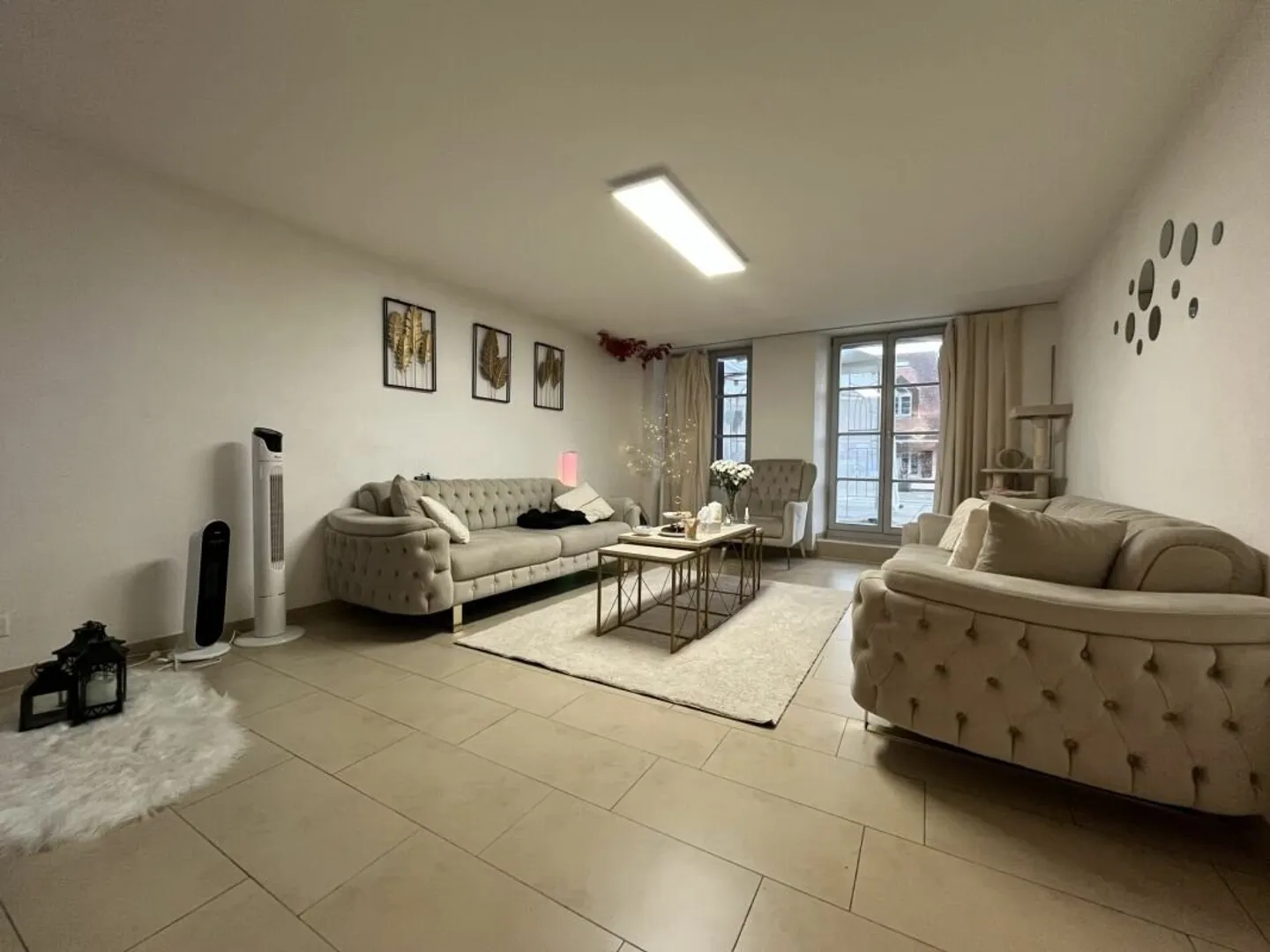 MIT GROSSER TERRASSE, SEHR GUT GELEGEN - Foto 3 von 11