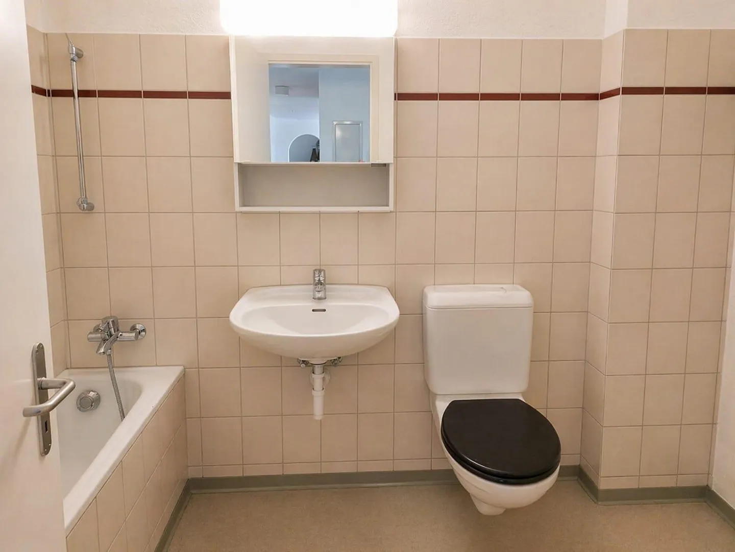 Grosszügige Wohnung mit Balkon - Foto 7 von 9