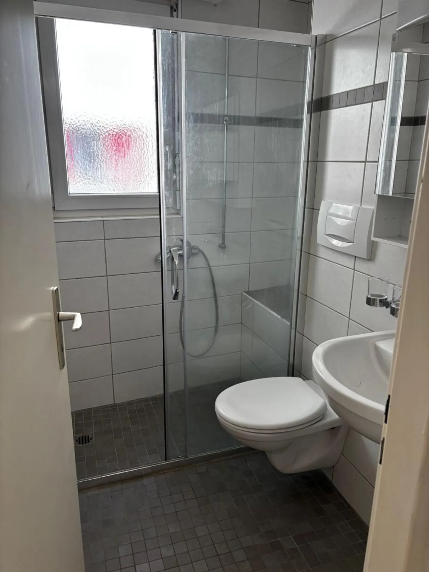 Appartement spacieux à Fully - Photo 8 sur 9