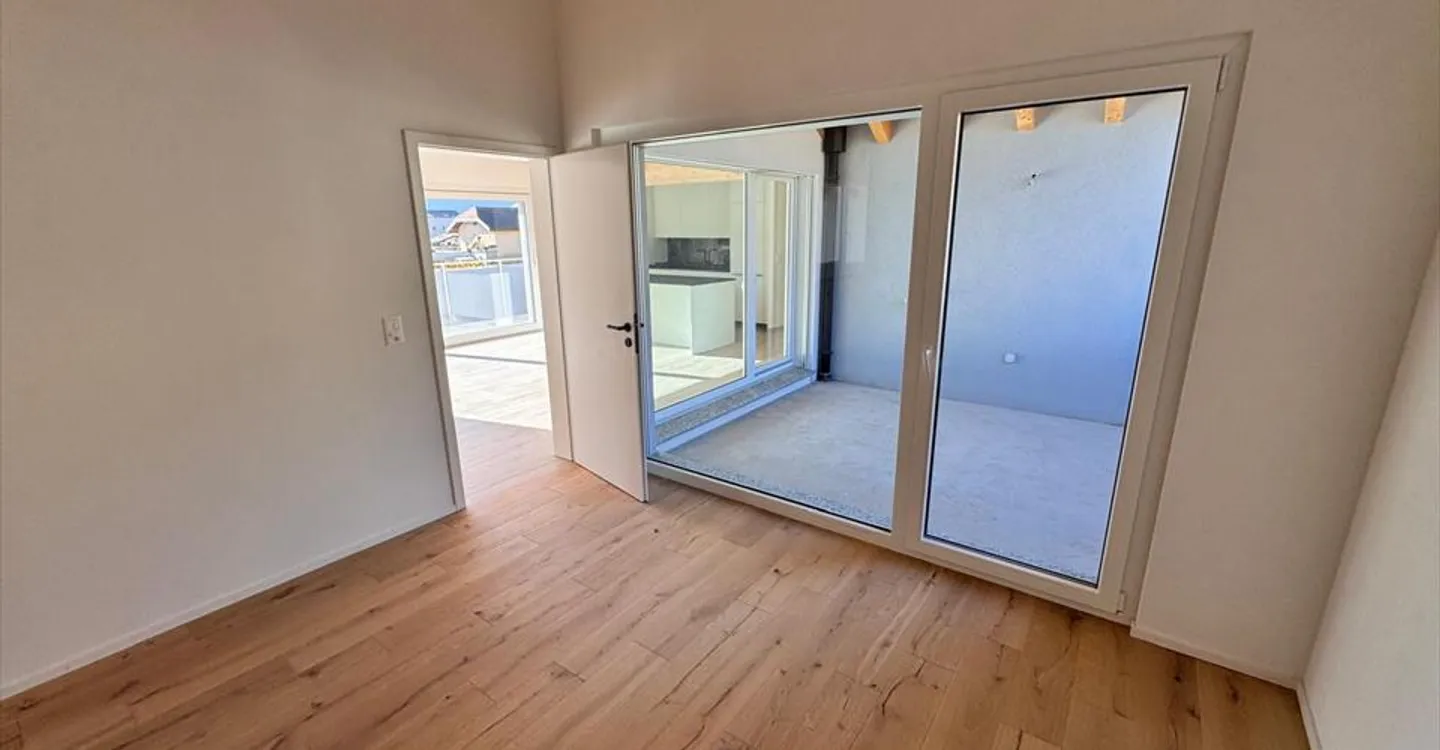 Letzte Einheit "LE PARCOURET" in Plan-Conthey, 4,5-Zimmer-Dachgeschoss und Büro / Gewerbefläche - Foto 6 von 14