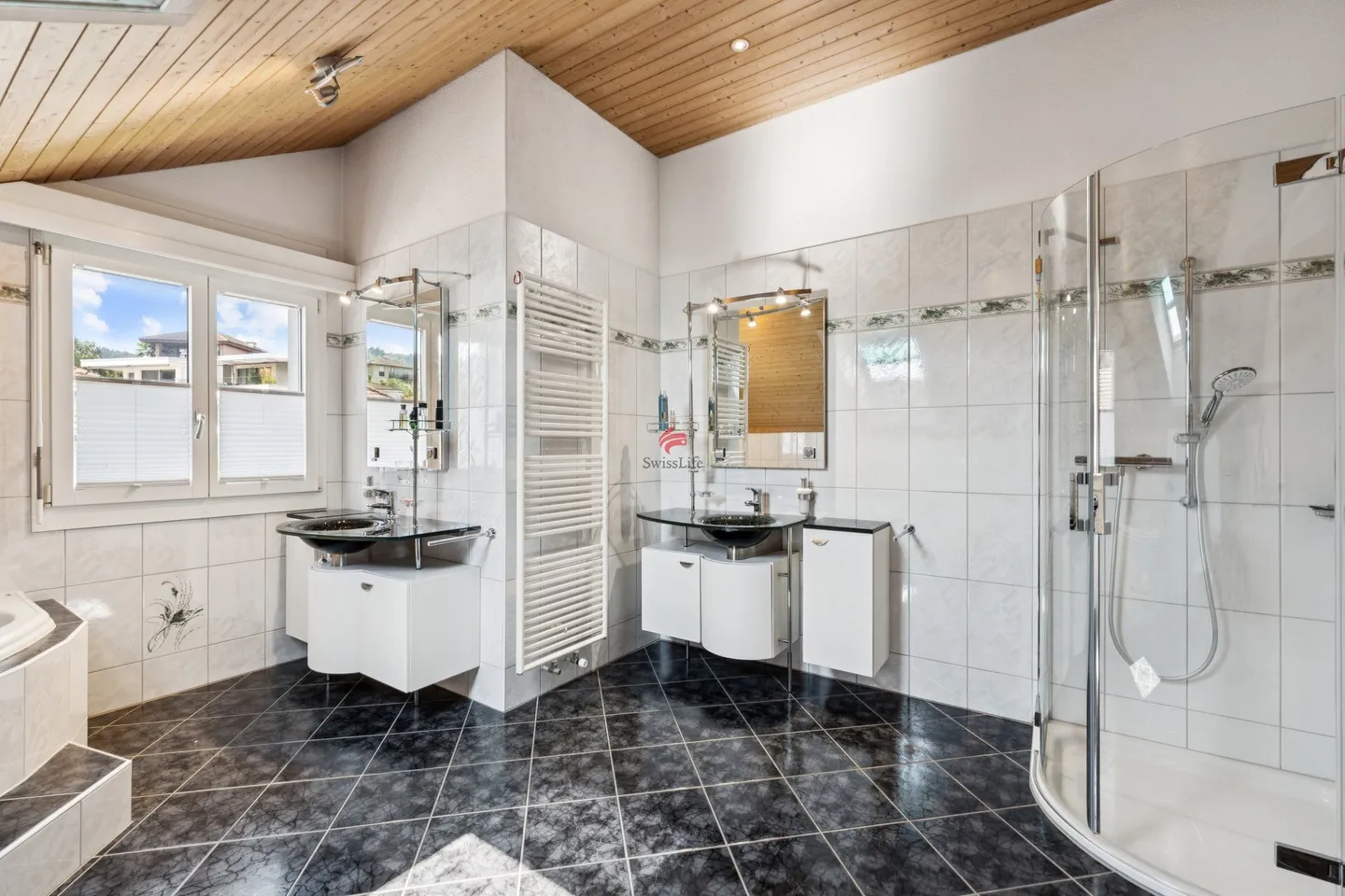 Unique Single-Family Home in a Panoramic Location - Photo 12 of 18