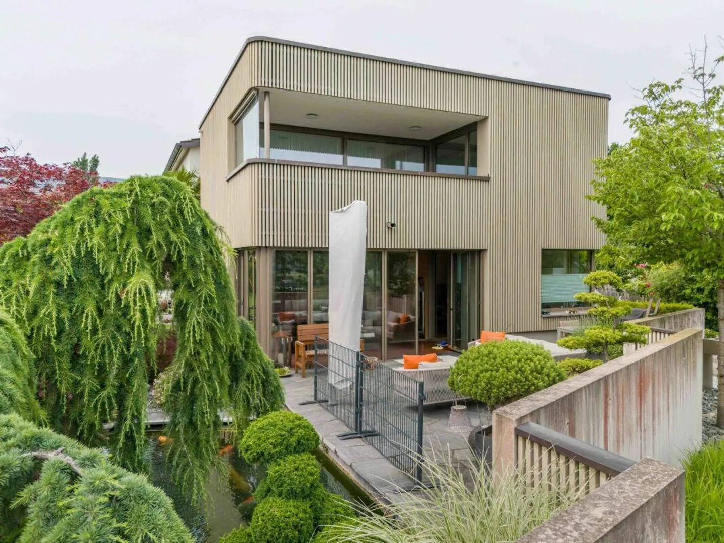 Architekturikone mit Pool- und Liftanlage in idyllischem Winzerdorf... - Foto 19 von 19