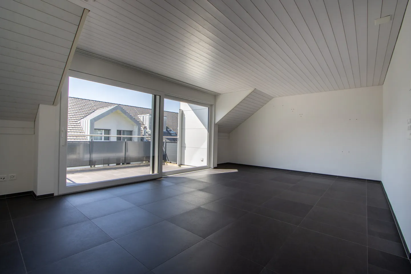 Stilvolles 4,5-Zimmer-Attikawohnung - Foto 3 von 10