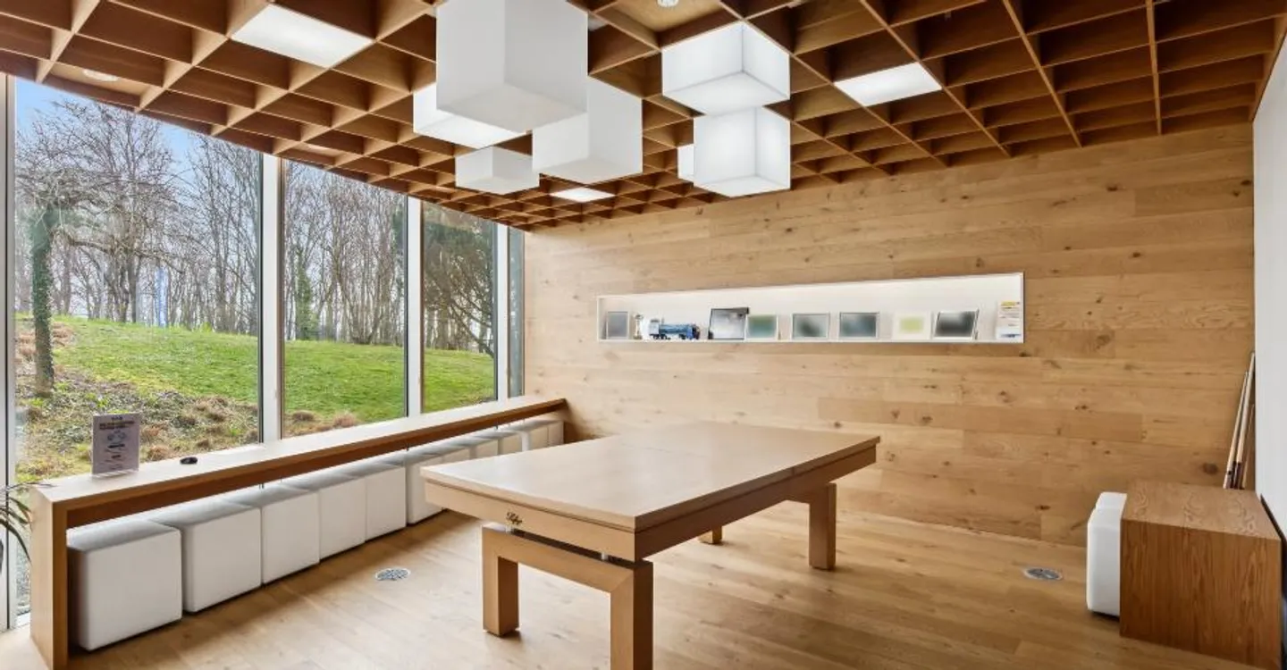 Surface of 680 m² with private terrace of 175 m² - numerous uses - Photo 7 of 9