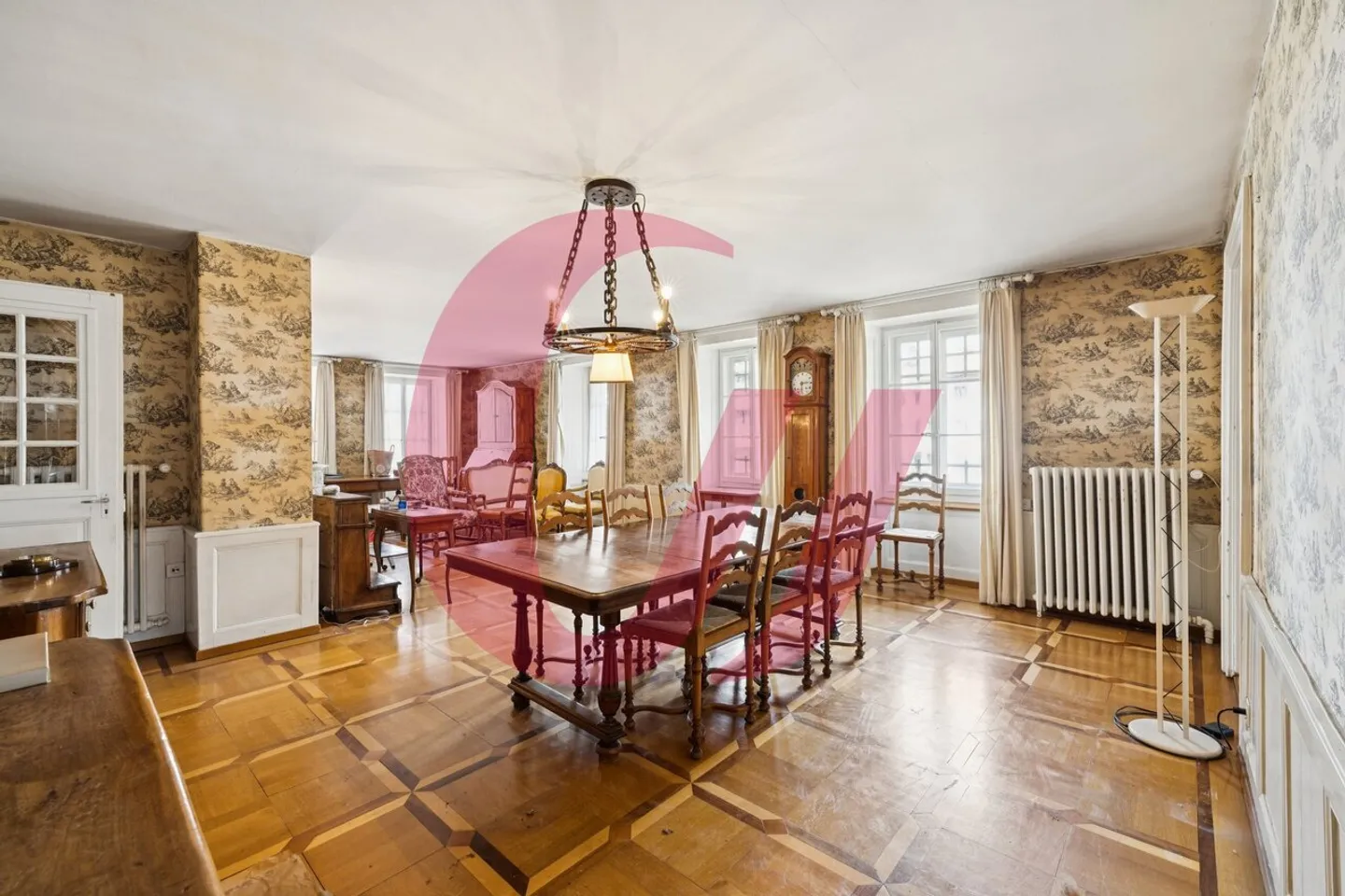 Maison de maître au centre-ville de Bulle ! - Photo 3 sur 10