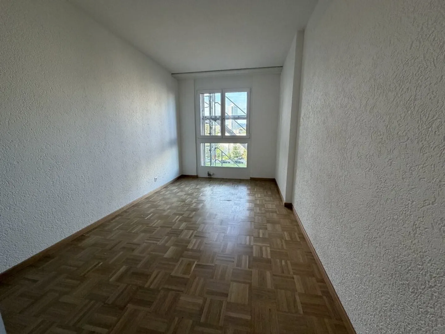 Newly renovated 4.5-room apartment in the heart of Ostermundigen - Photo 5 of 12
