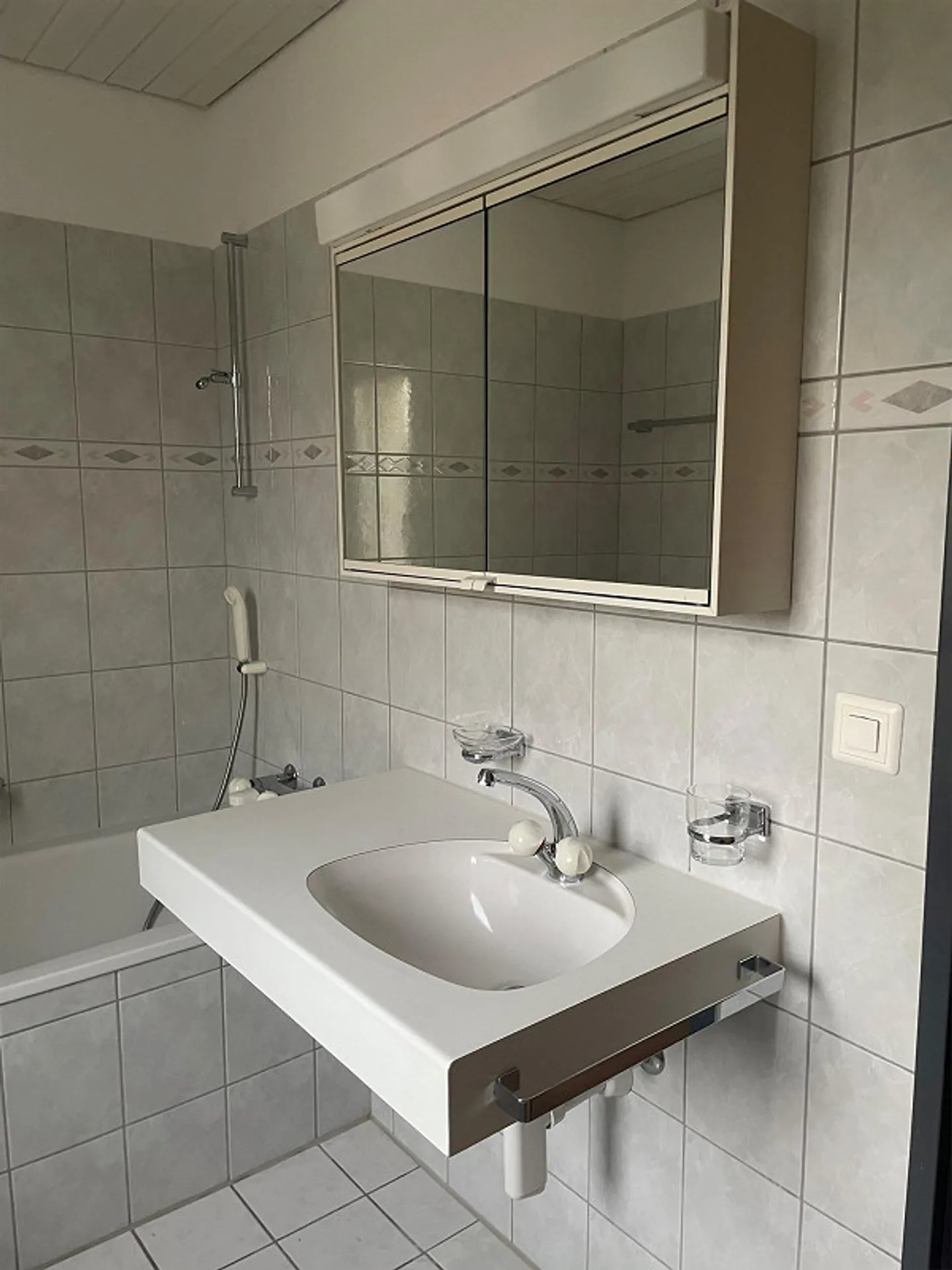 Appartement de 3,5 pièces à louer - Photo 2 sur 8