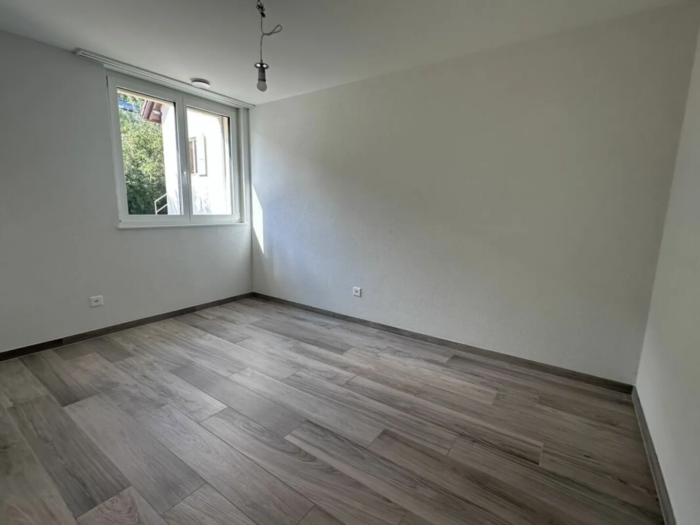 Beautiful modern 4.5-room apartment on the 1st floor - Rue de l'Épervier 3A, Cernier - Photo 7 of 14