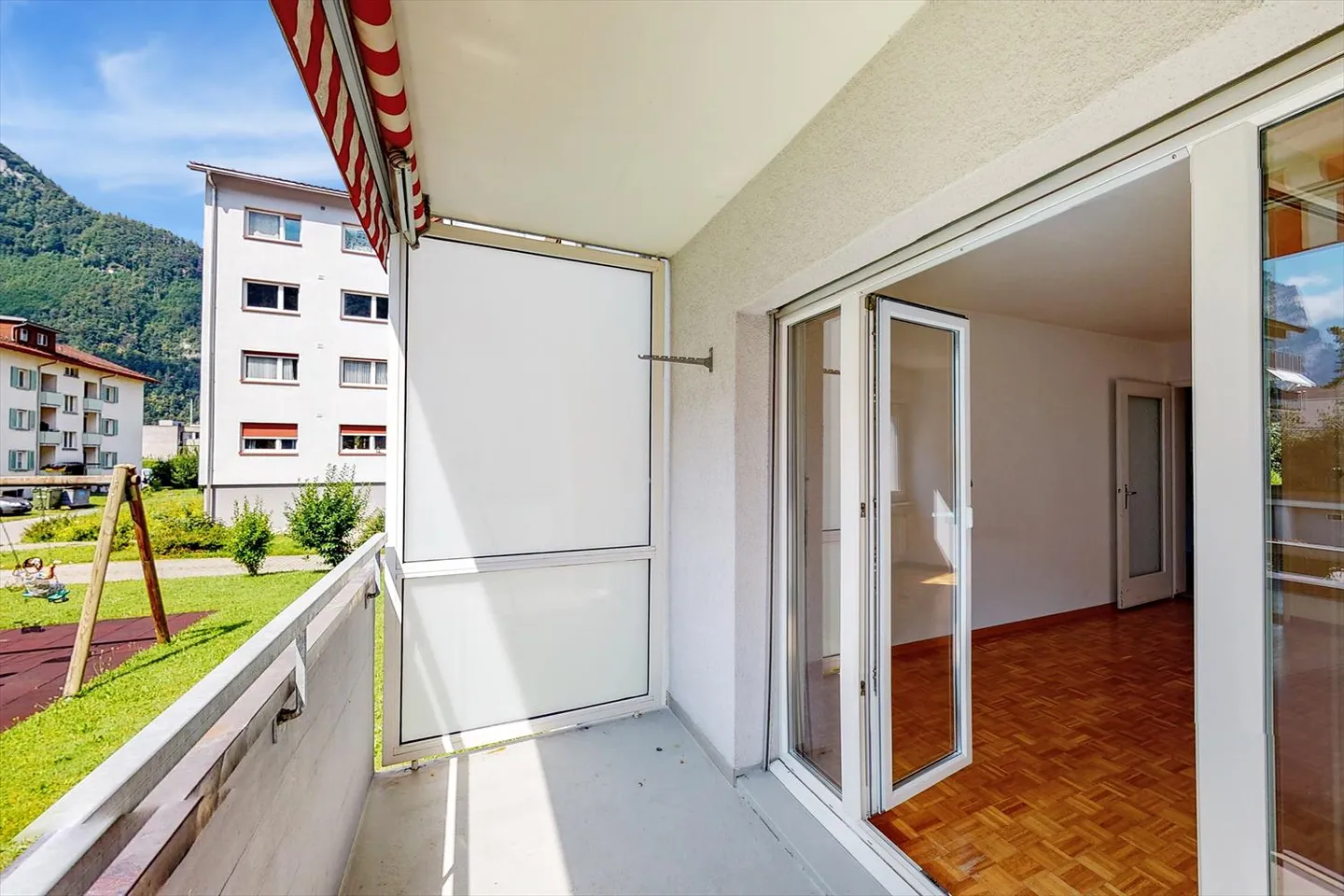 Apartment for rent - Photo 7 of 8