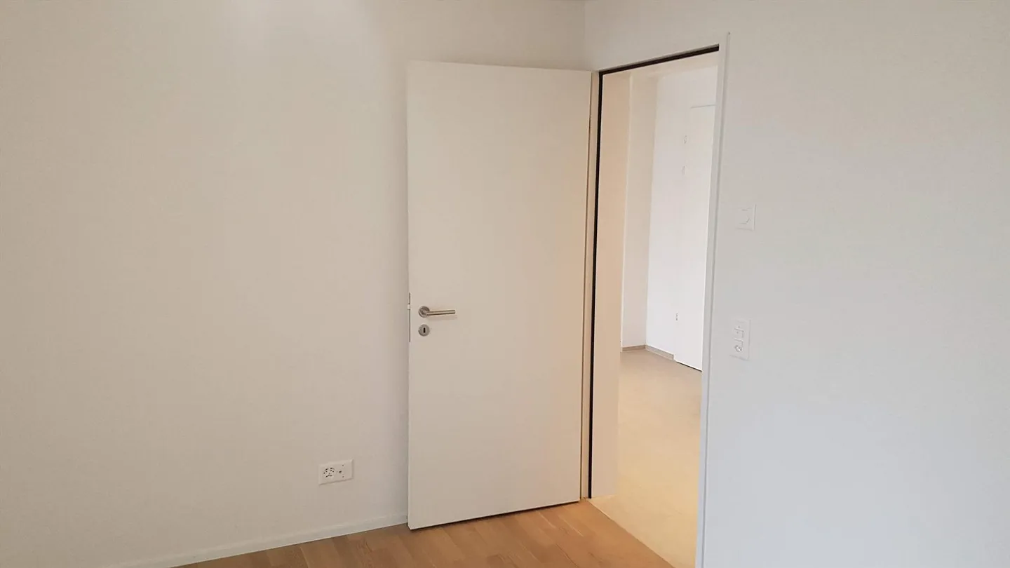 Appartement calme, beau et spacieux de 2 1/2 pièces - Photo 6 sur 7