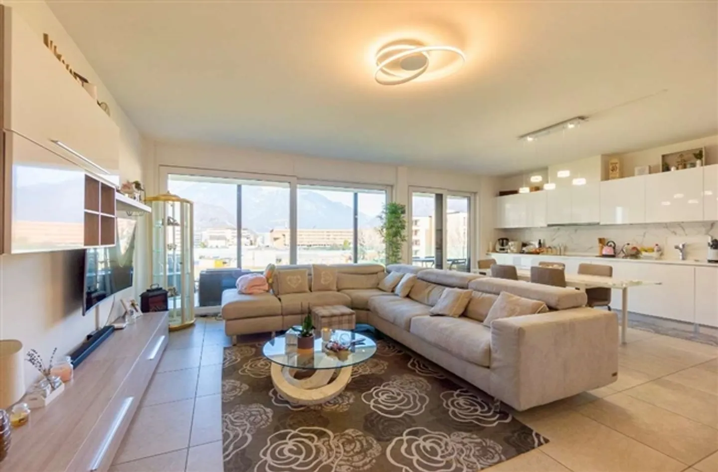 Apartment for sale - Photo 2 of 20