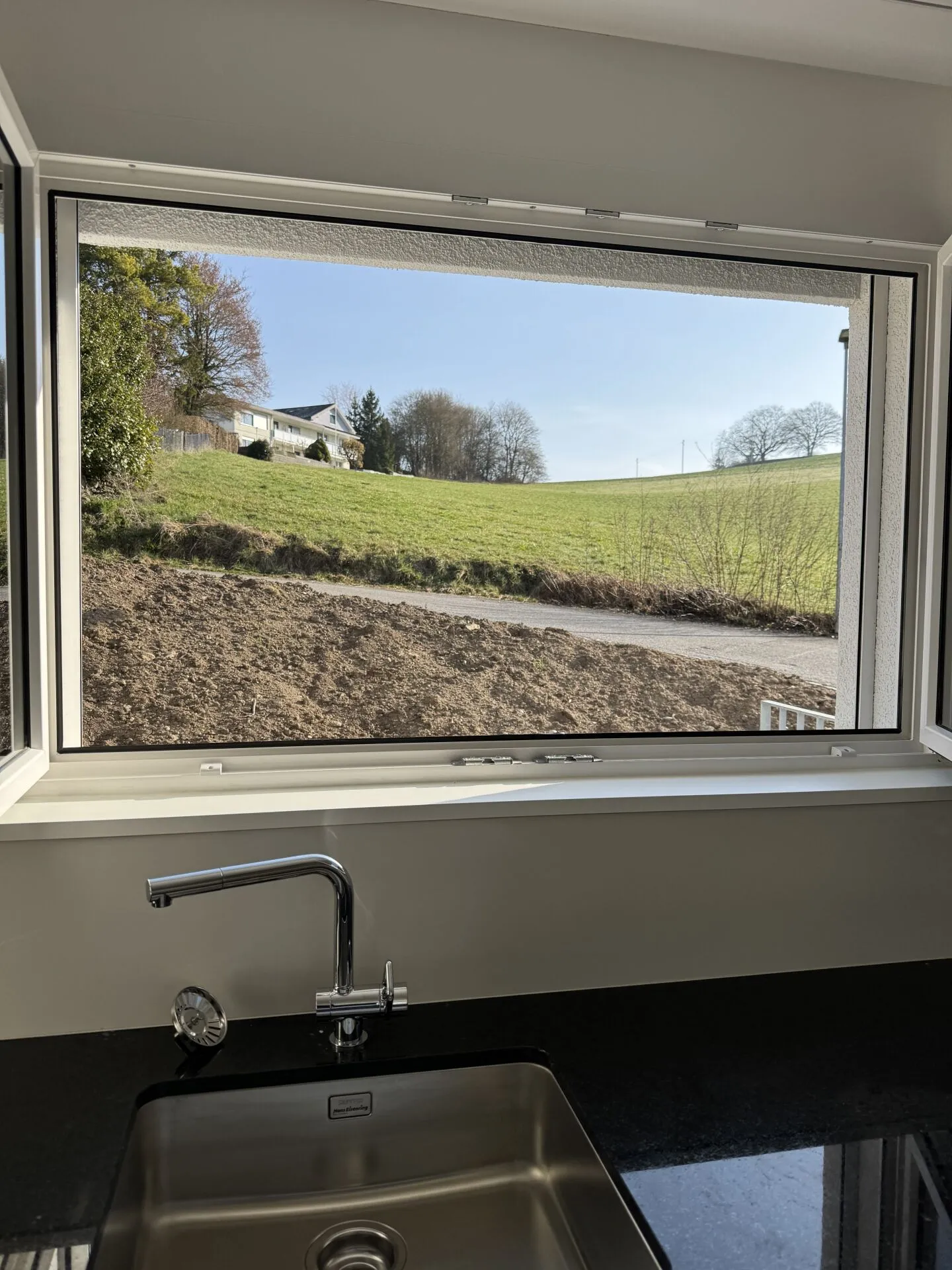 Erschwingliches Familienhaus in Schleitheim - Foto 3 von 8