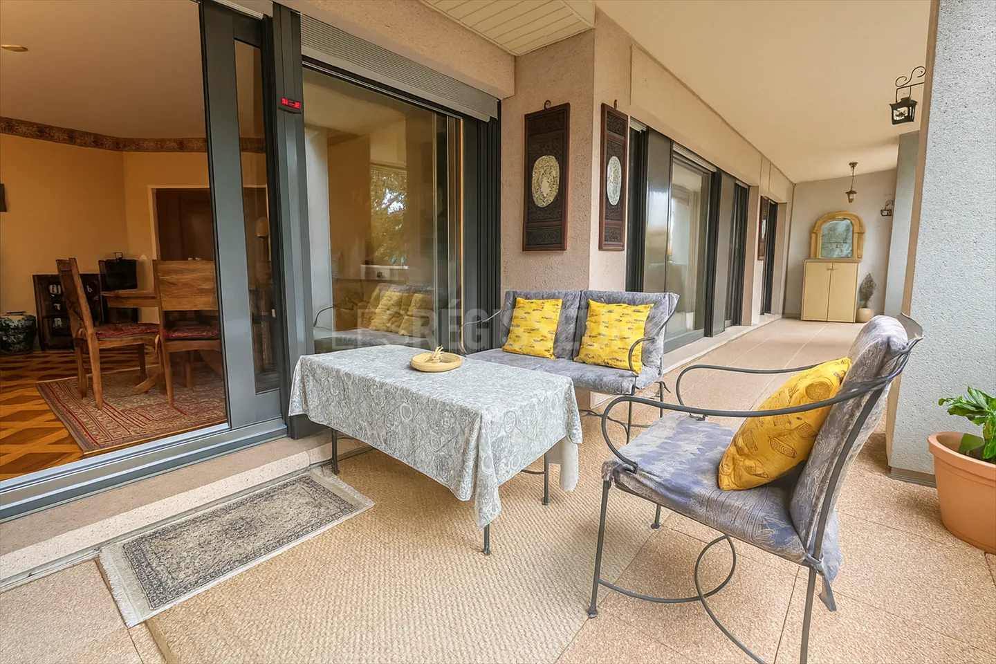 4-room apartment - Photo 1 of 7