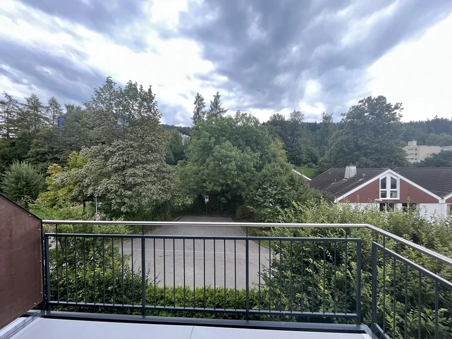 Belle appartement de 4 pièces avec balcon - Photo 9 sur 9