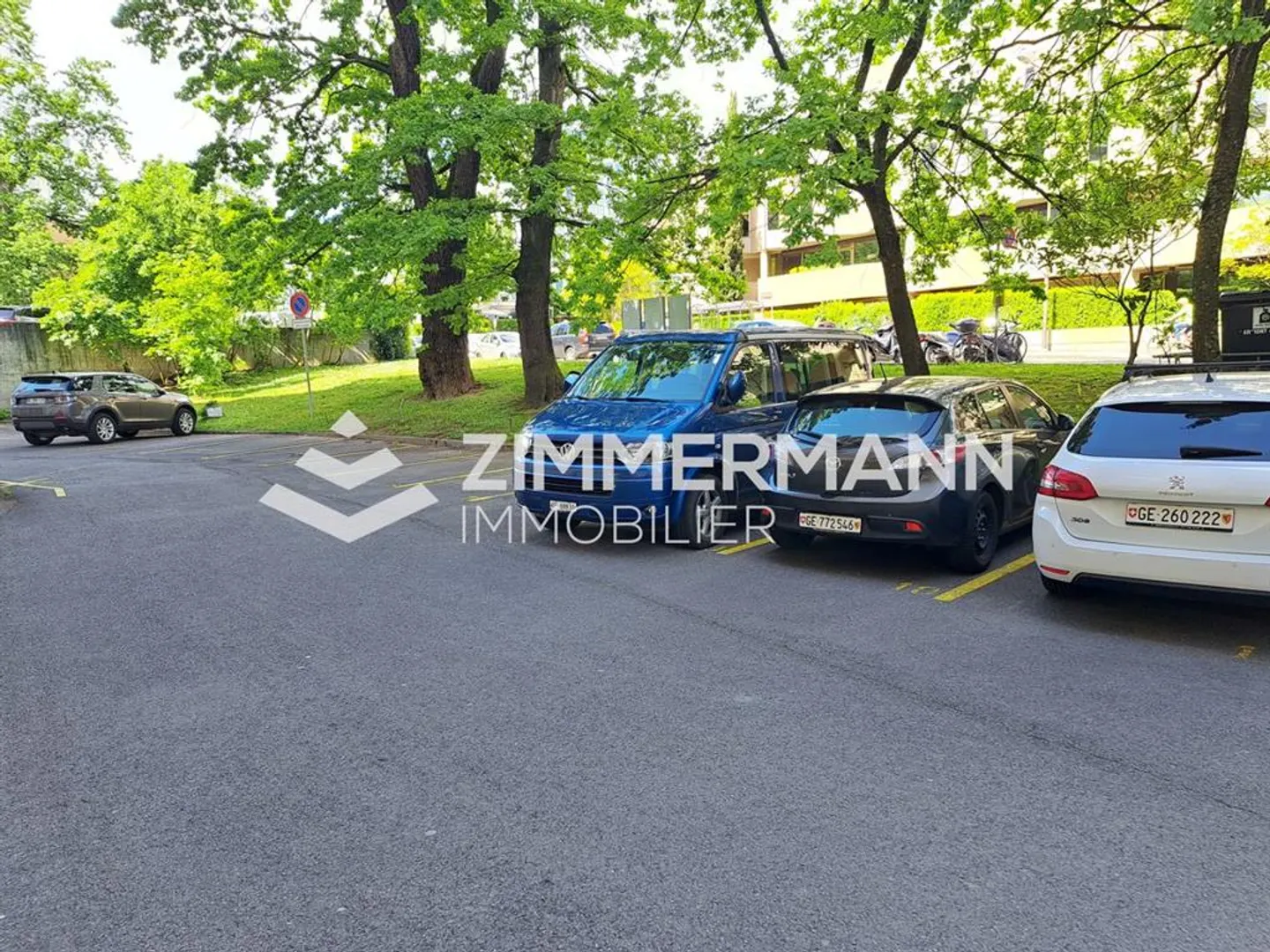 Outdoor Parking Space Available - Photo 2 of 3