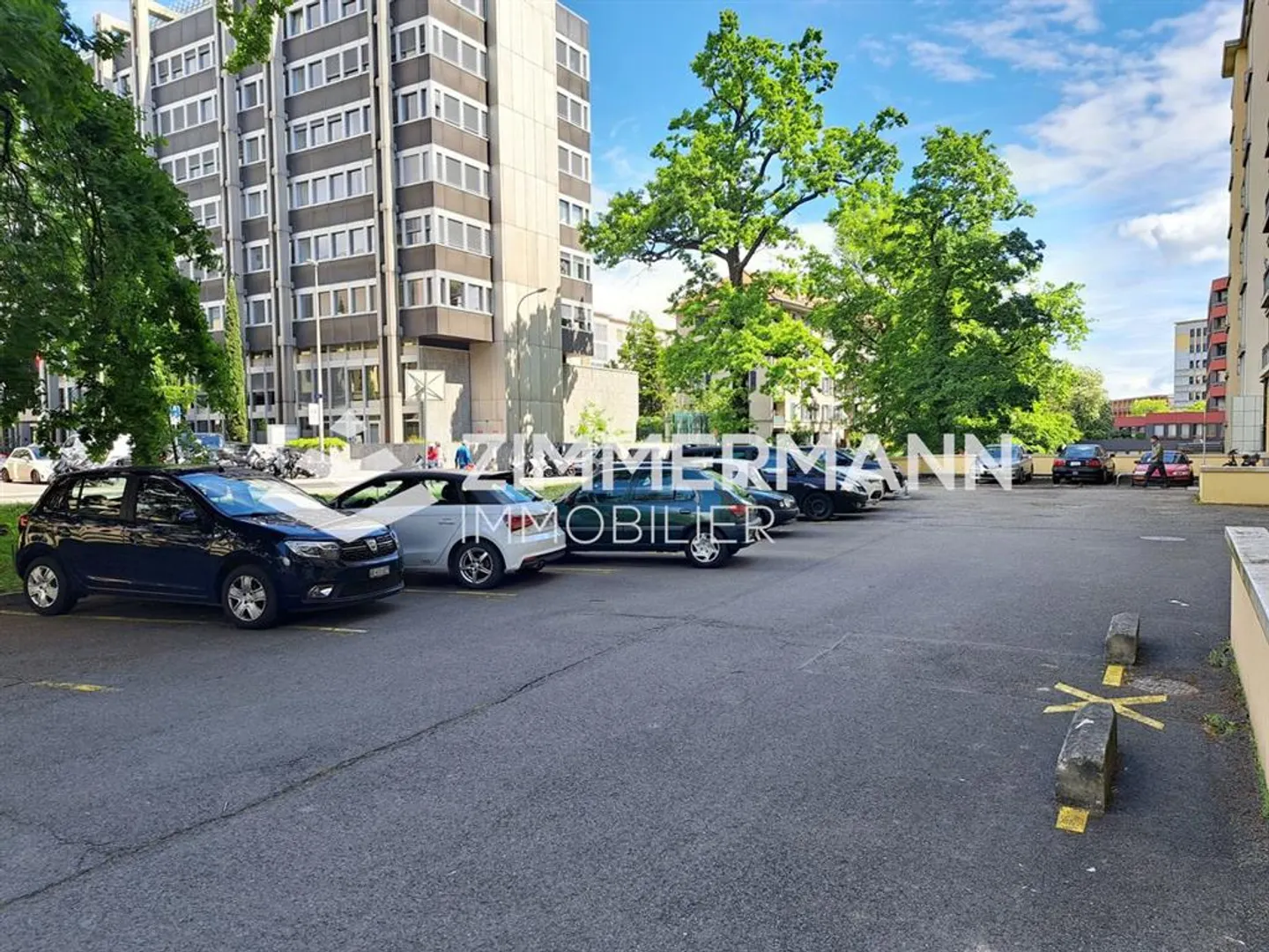 Outdoor Parking Space Available - Photo 3 of 3