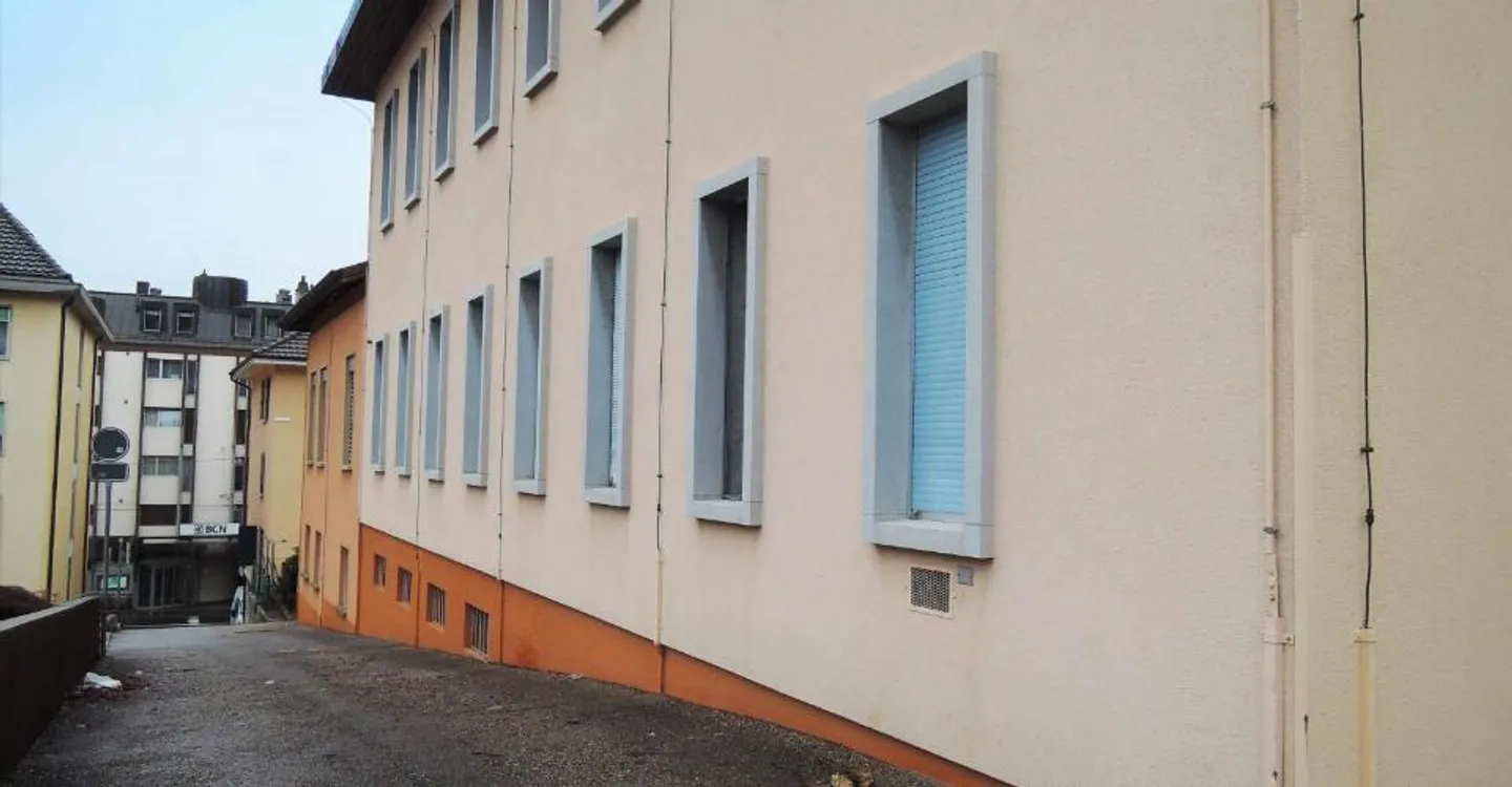 Commercial space in the center of Peseux - Photo 1 of 3