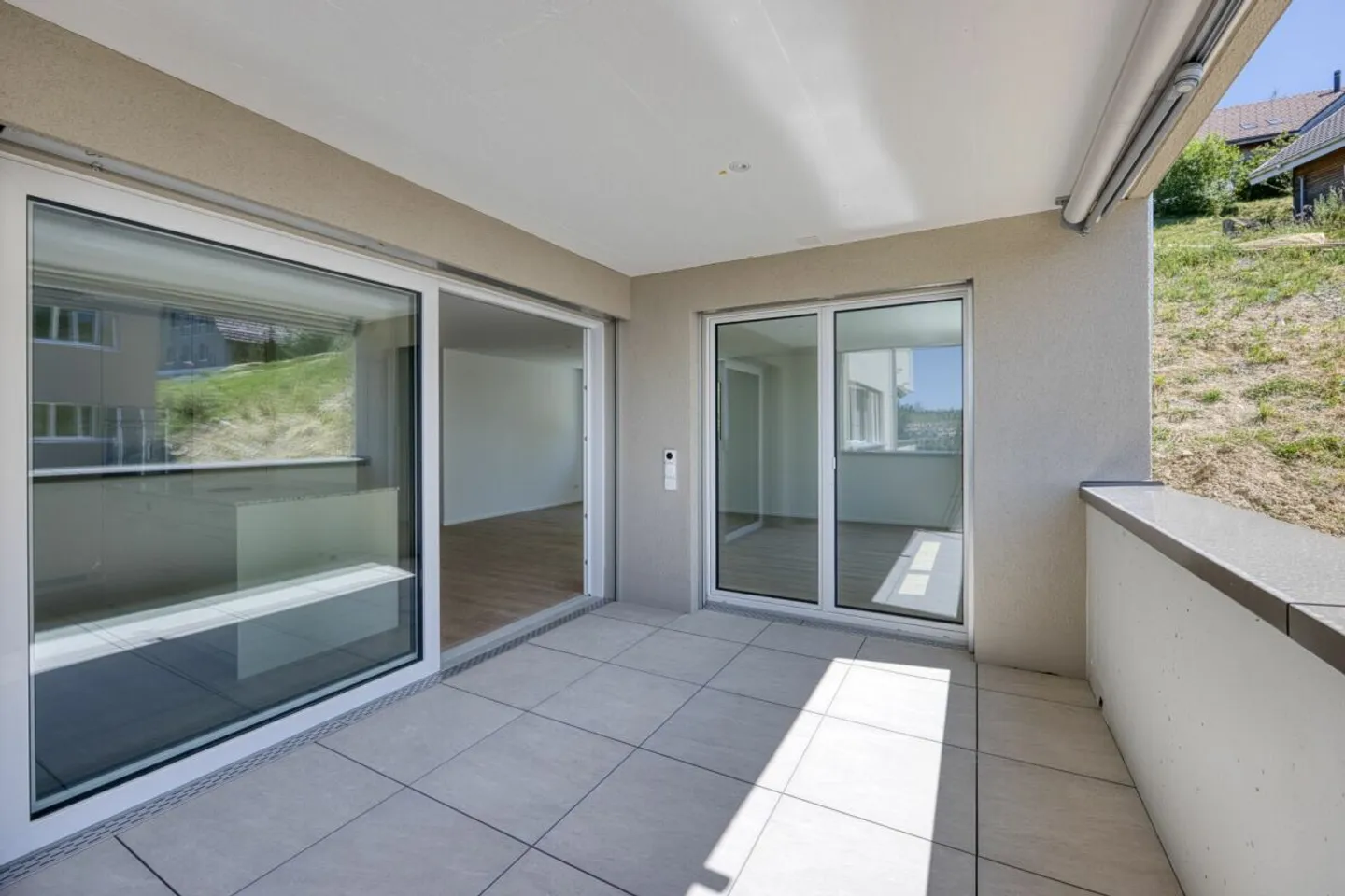 NEW BUILD - 4.5 Room Apartment with Stunning Views - Photo 5 of 5