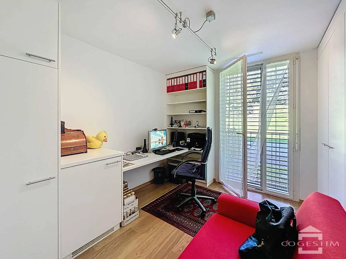 Bel Appartement avec Jardin - Photo 11 sur 13