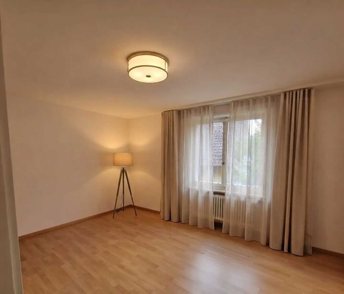 Charming Apartment in Zurich - Photo 3 of 7