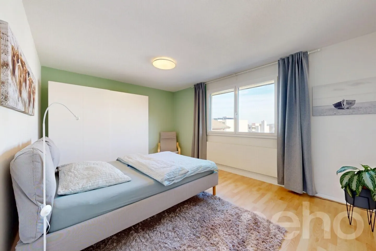 Maison individuelle lumineuse avec vue dégagée, cheminée et beaucoup d'espace - Photo 4 sur 12