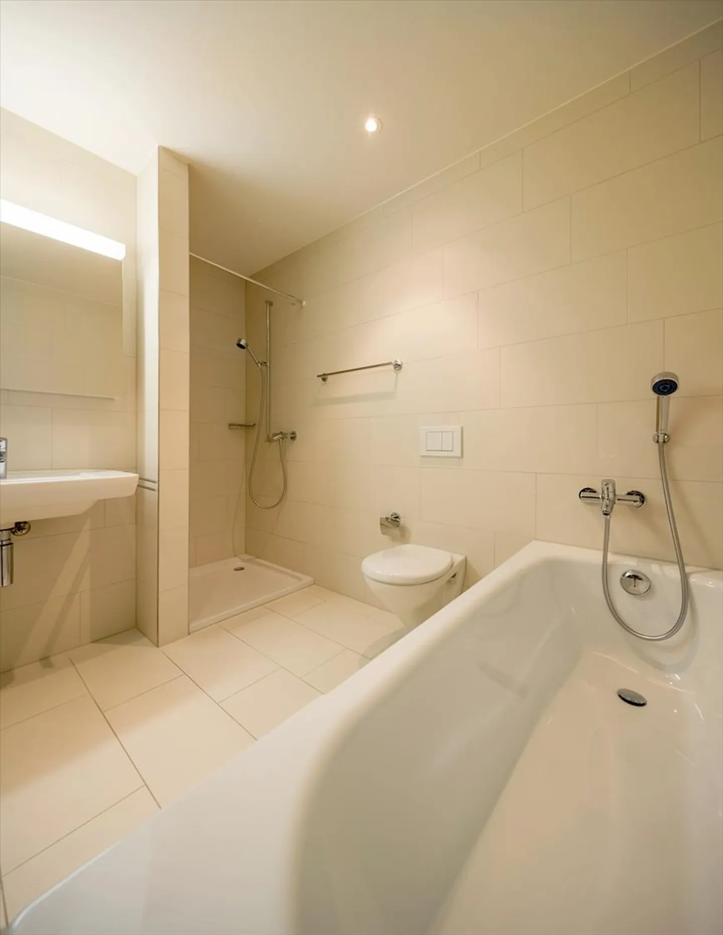 Wohnung mieten - Foto 6 von 7