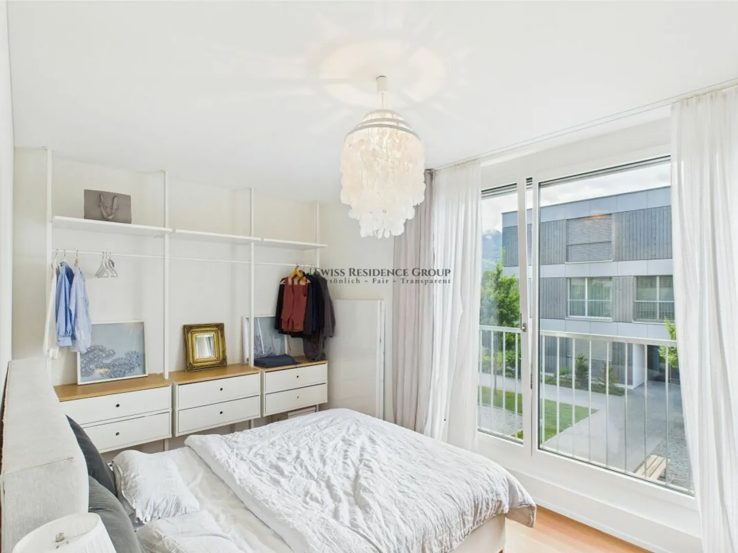 Exclusive 3.5 Room Apartment - Style, Comfort and Panoramic View - Photo 7 of 13