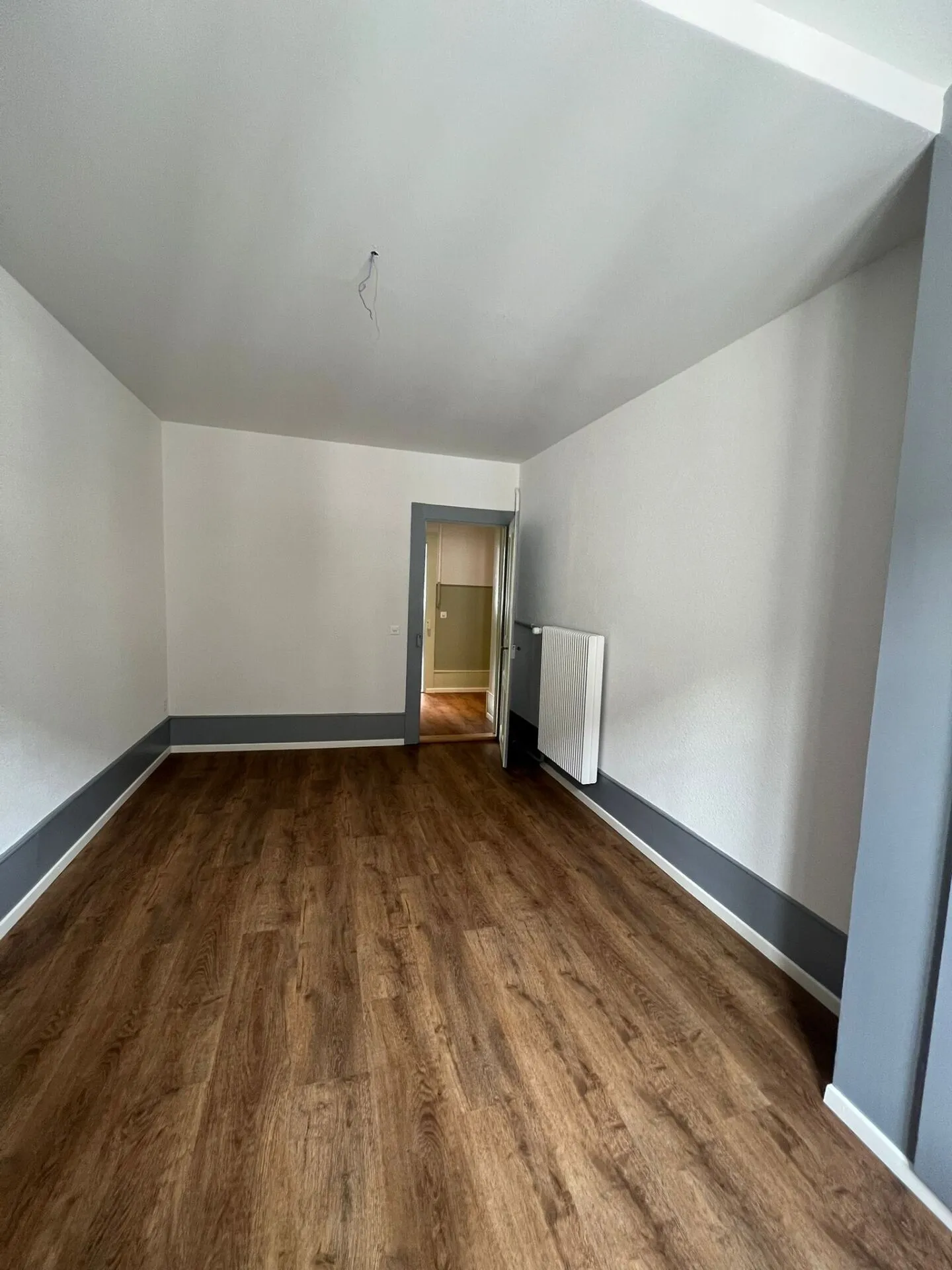 St-Imier, wunderschöne 4,5-Zimmer-Wohnung vollständig renoviert - Foto 5 von 7