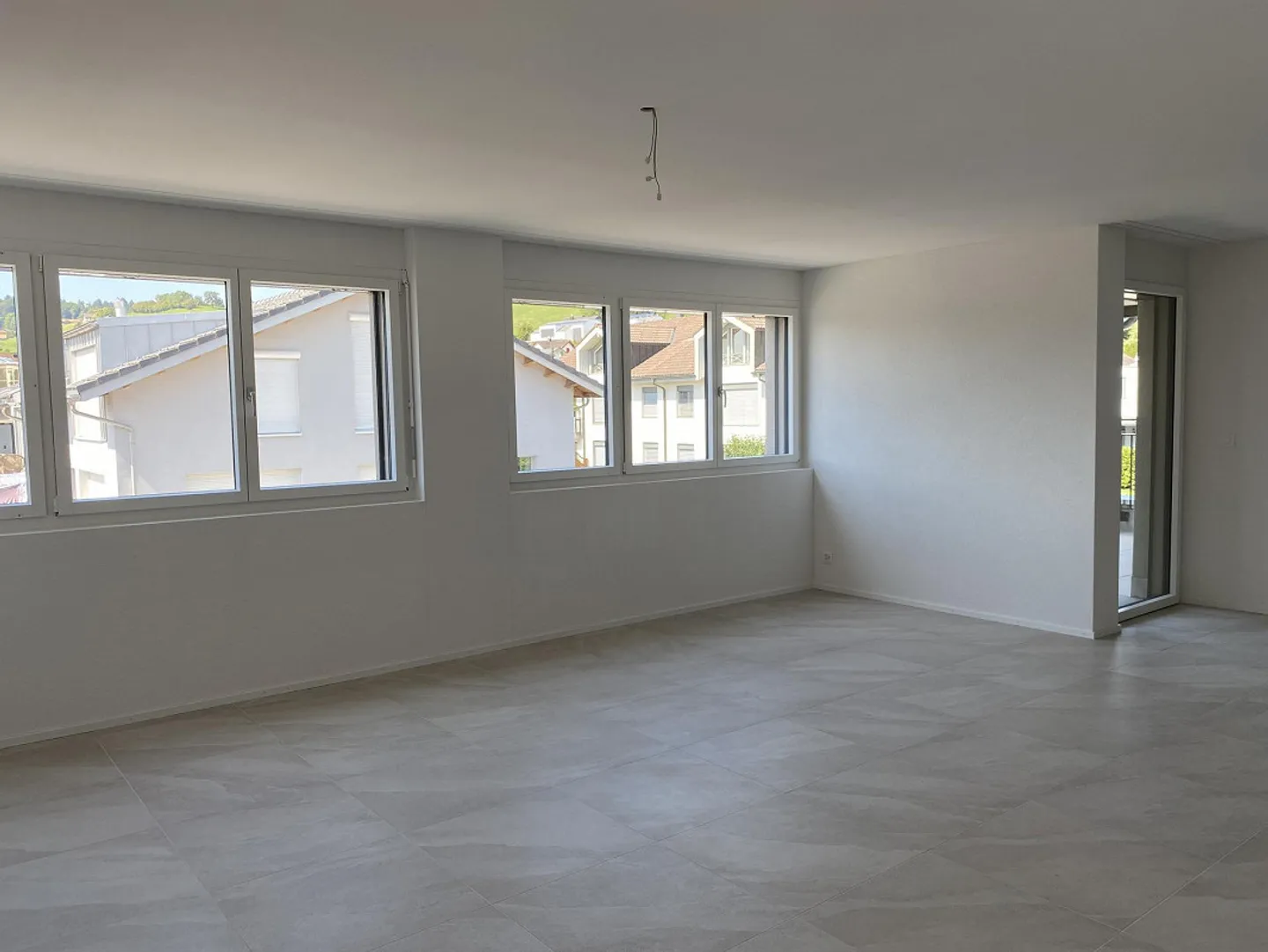 Appartamento 4.5 stanze - Foto 2 di 8