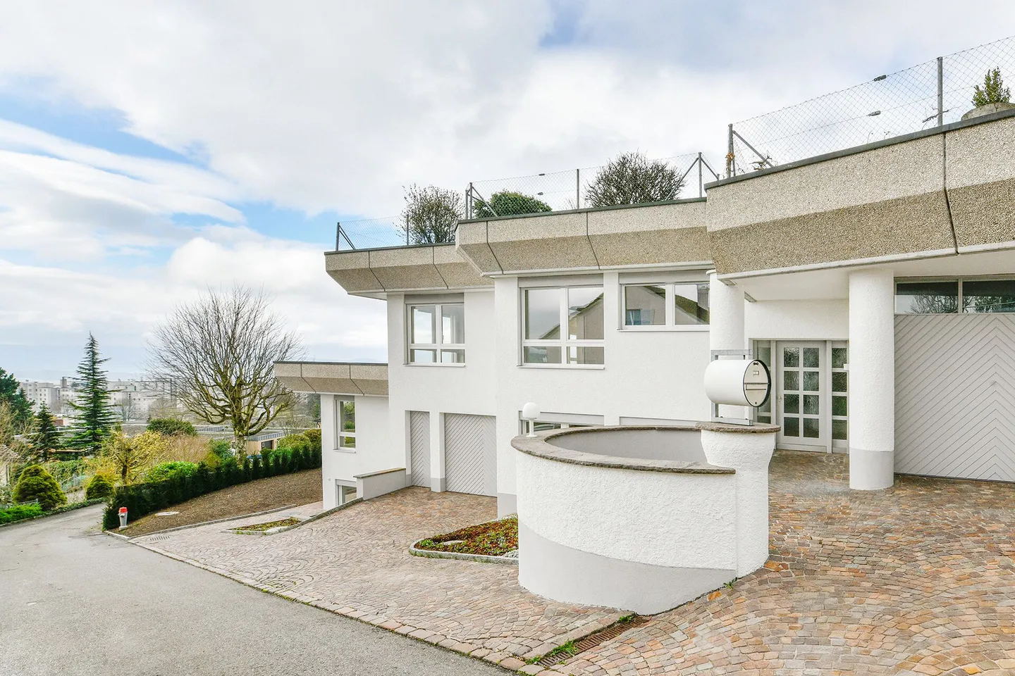 Terrassenhaus mit atemberaubender Aussicht - Foto 1 von 13