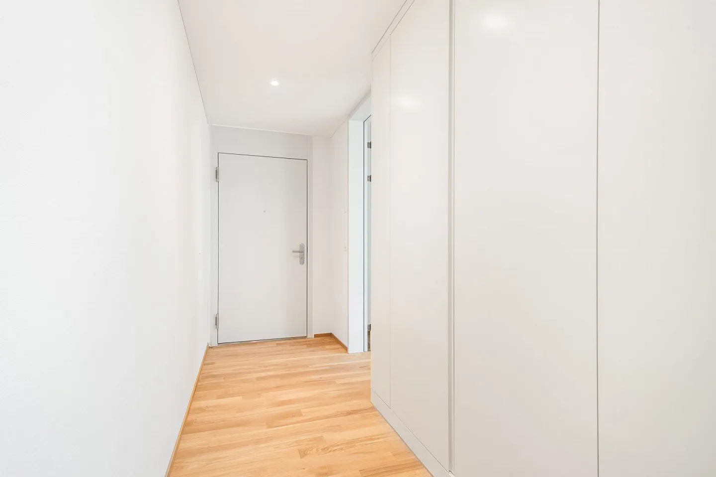 L'eleganza incontra la funzionalità: nuovo appartamento di 3,5 stanze a Bülach - Foto 8 di 8