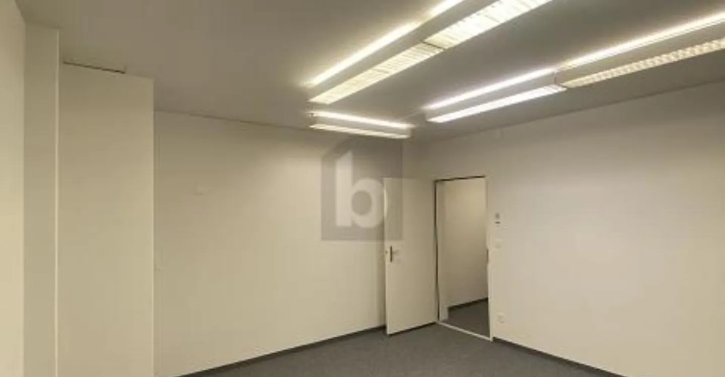 MODERNO E IN UNA POSIZIONE ECCELLENTE - Foto 1 di 5