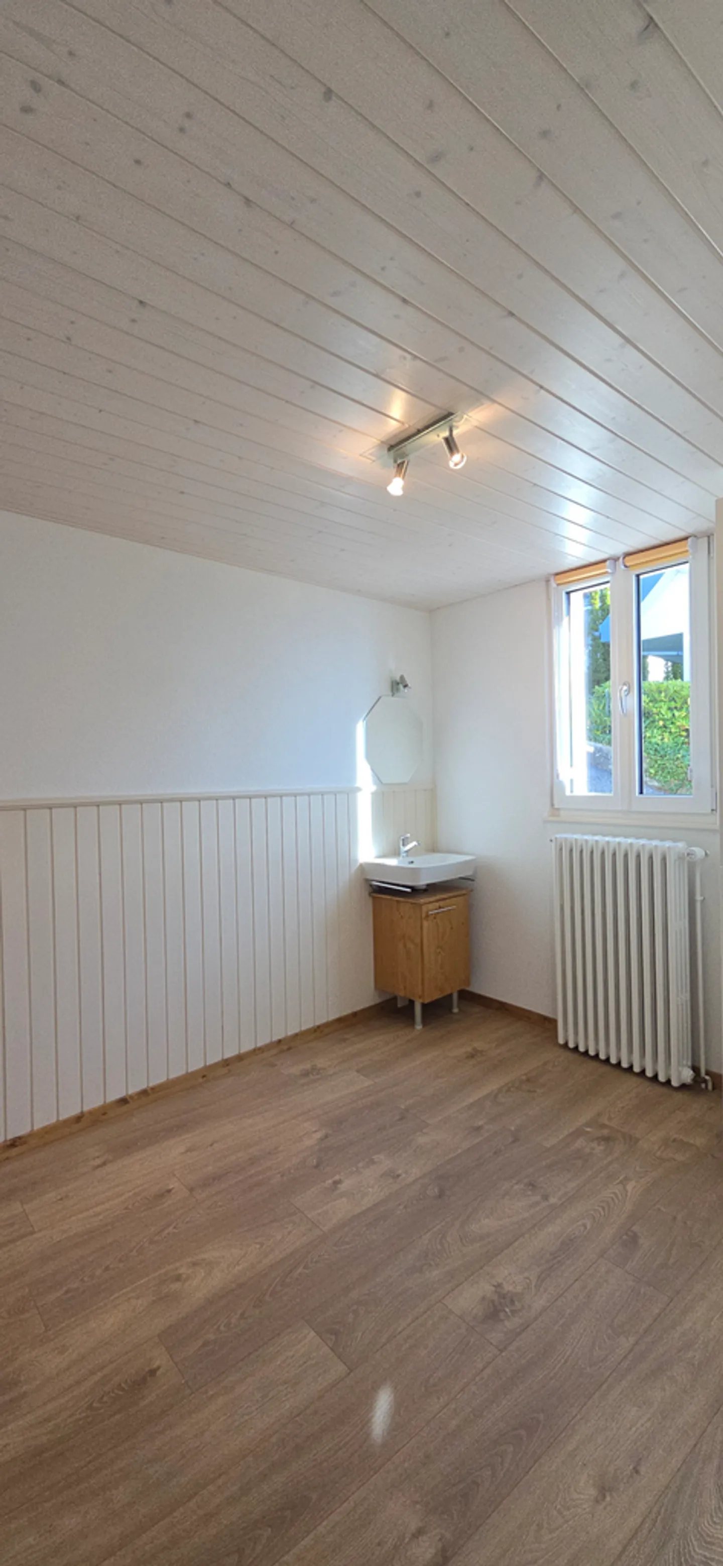 3.5 Room Apartment - Photo 3 of 9